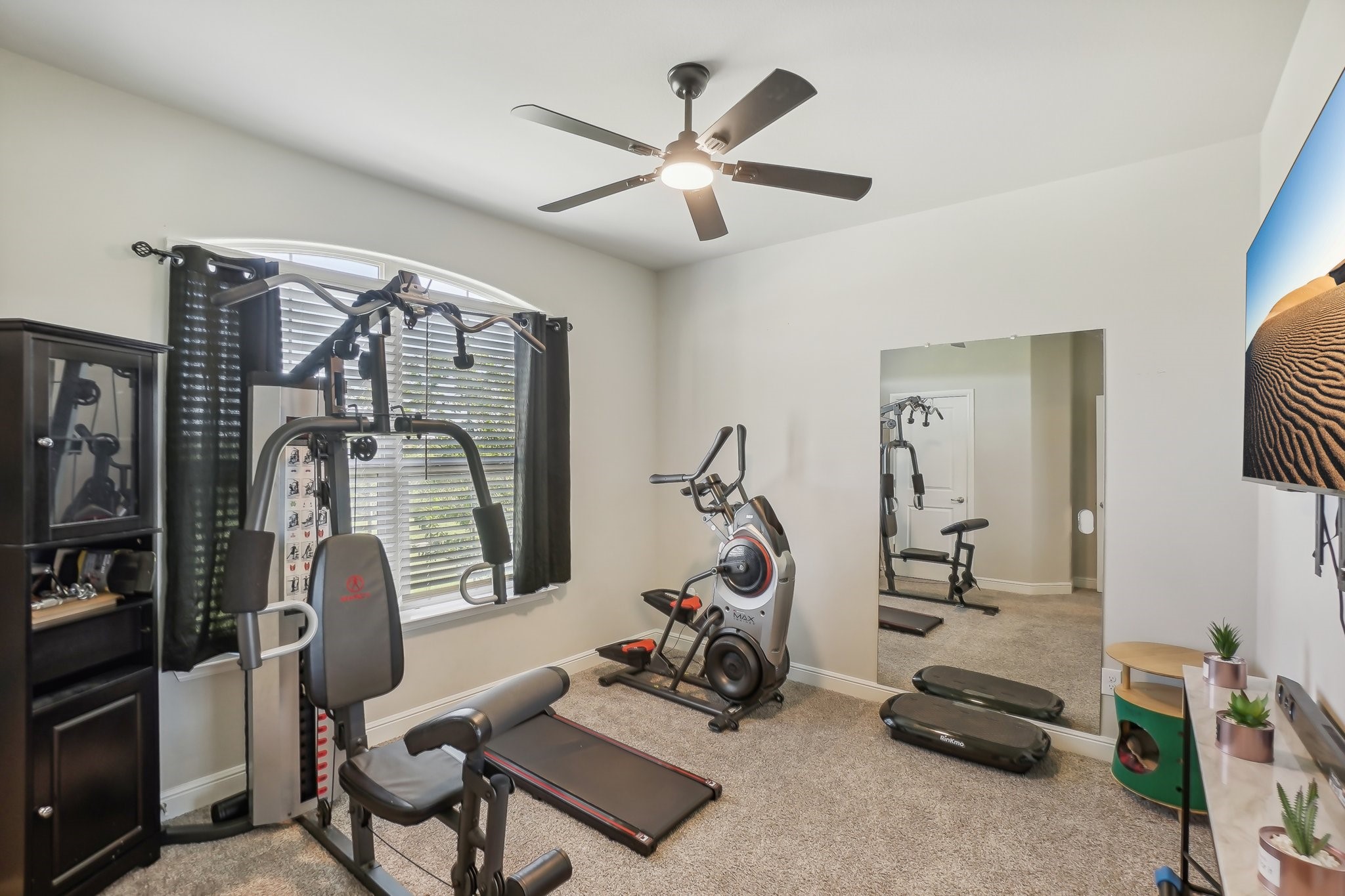 10901 Rockchapel Drive