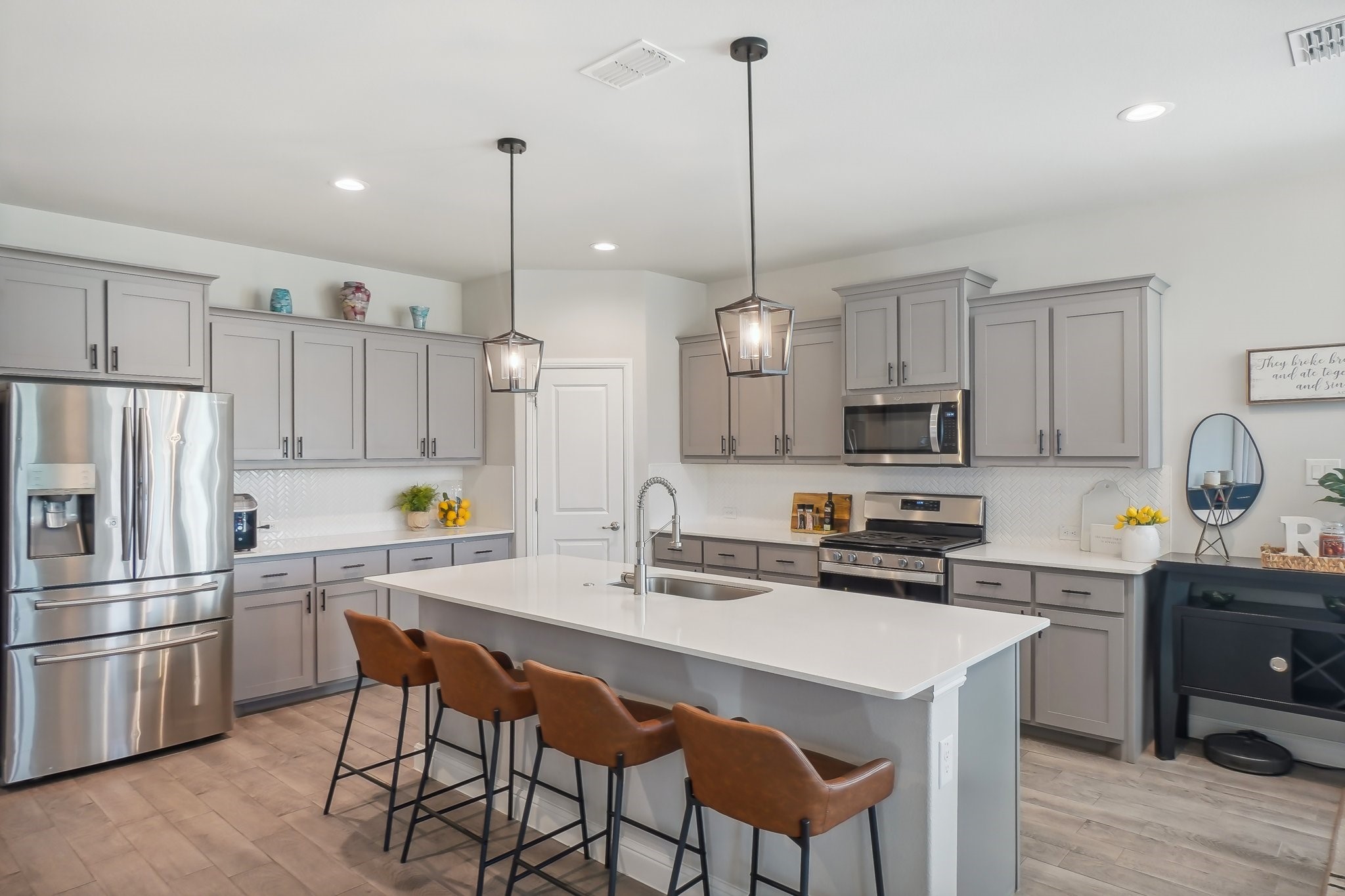 10901 Rockchapel Drive