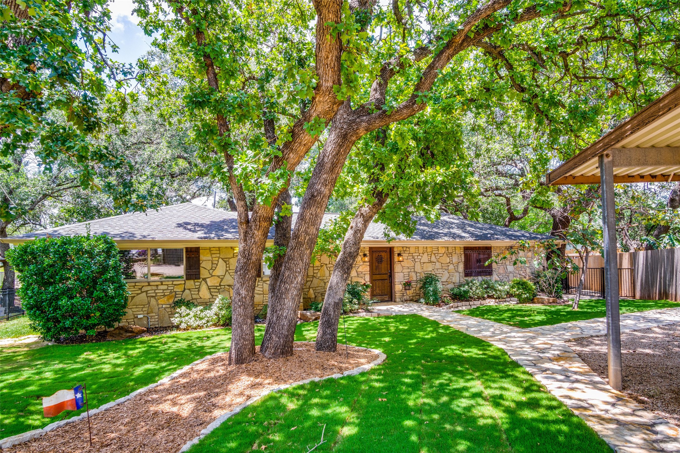 3819 Silver Creek Court