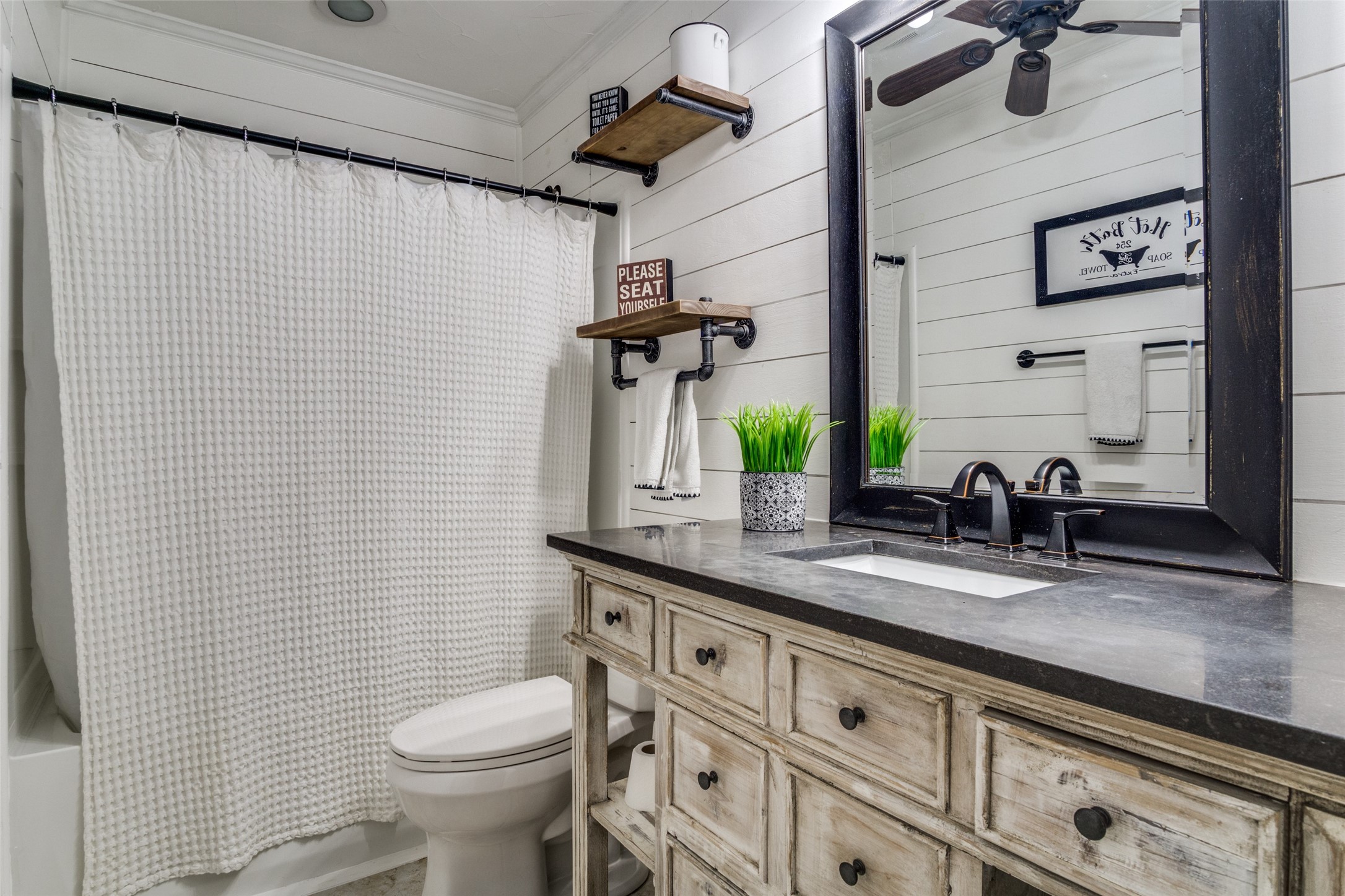 3819 Silver Creek Court