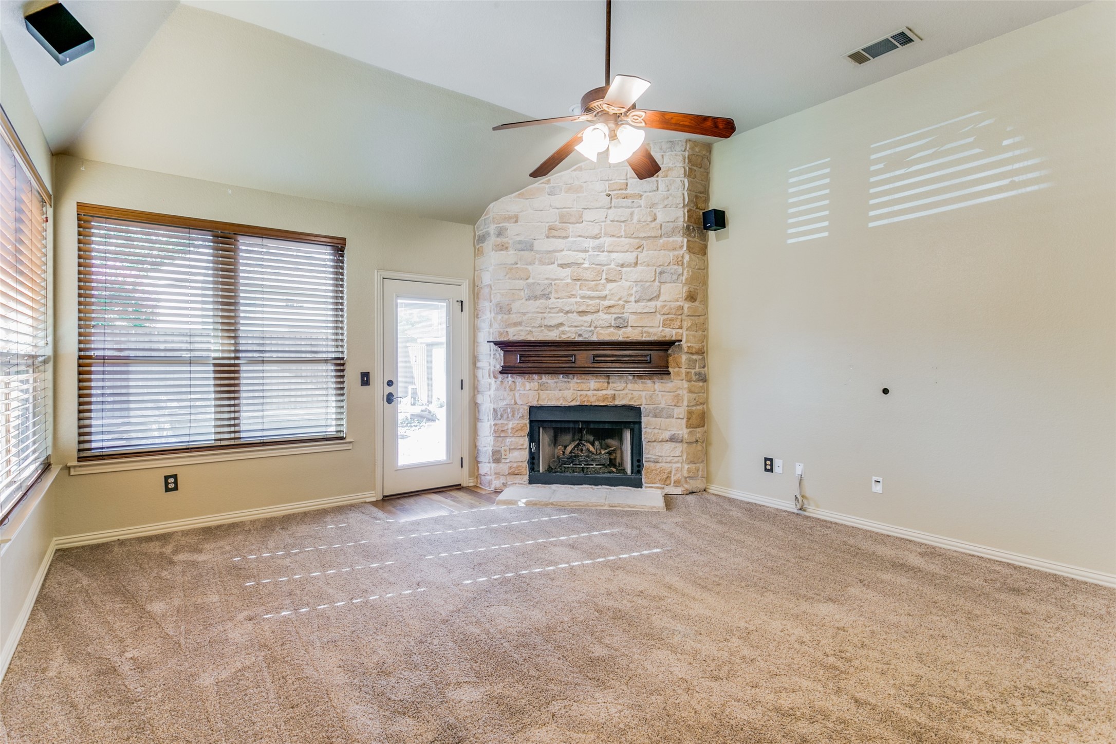 2726 Hidden Lake Drive