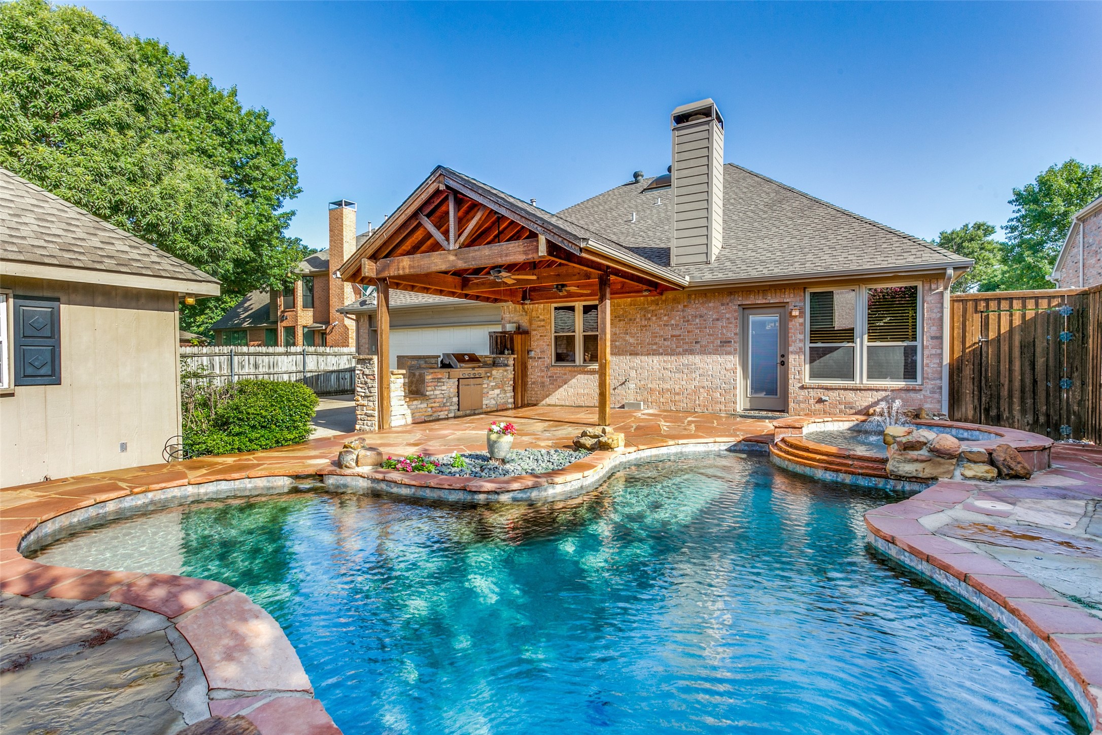 2726 Hidden Lake Drive