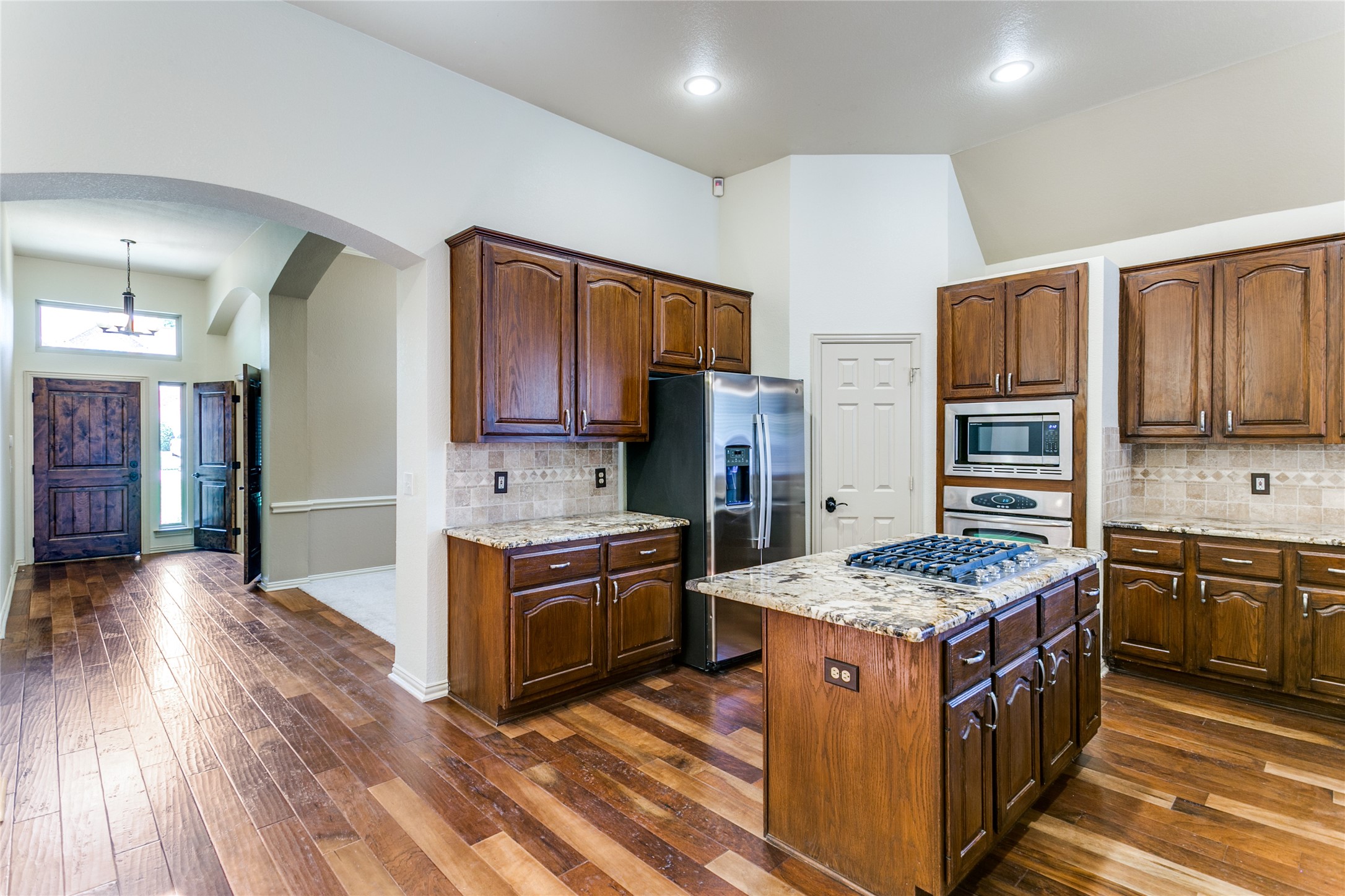 2726 Hidden Lake Drive