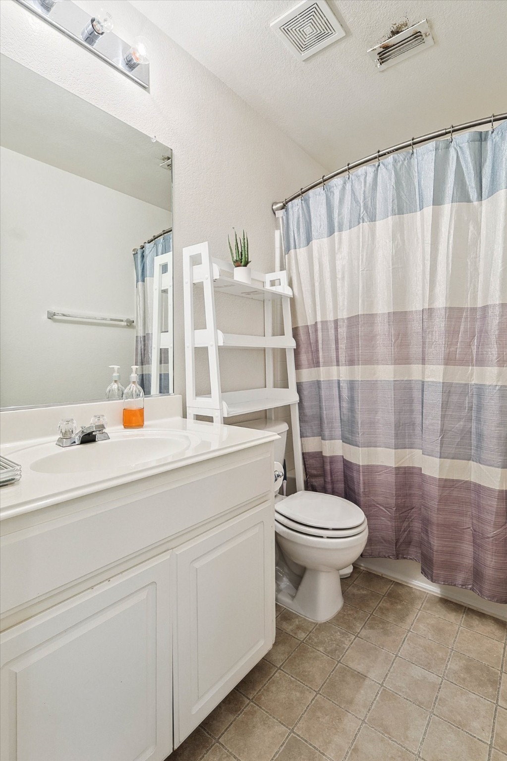 8116 Fleetwing Trail