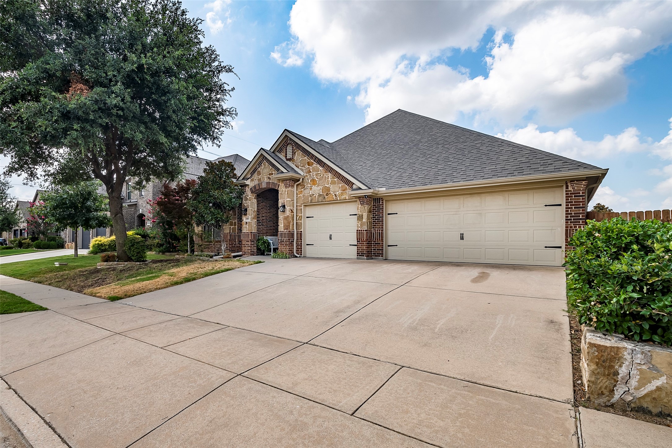 15005 Seventeen Lakes Boulevard