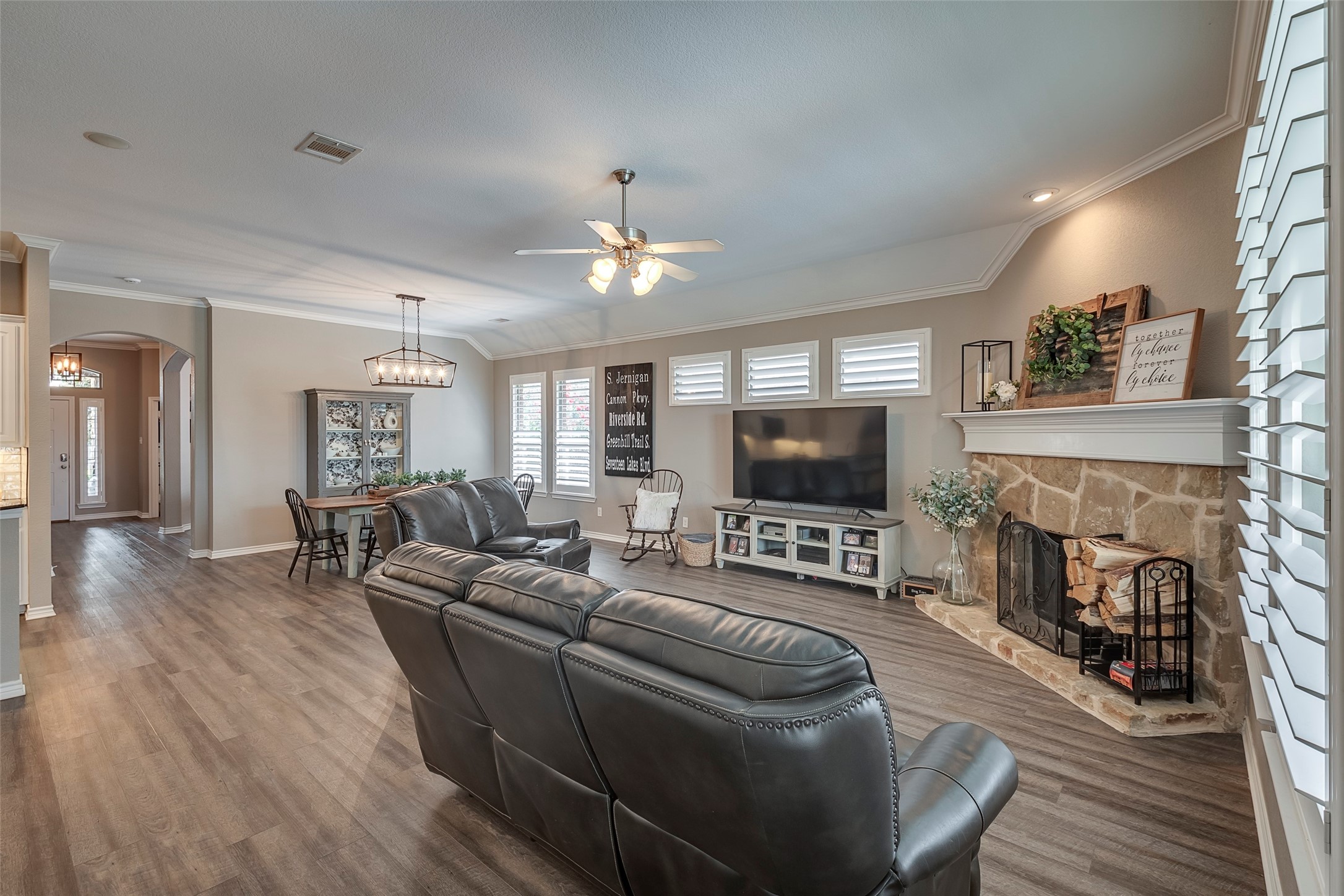 15005 Seventeen Lakes Boulevard