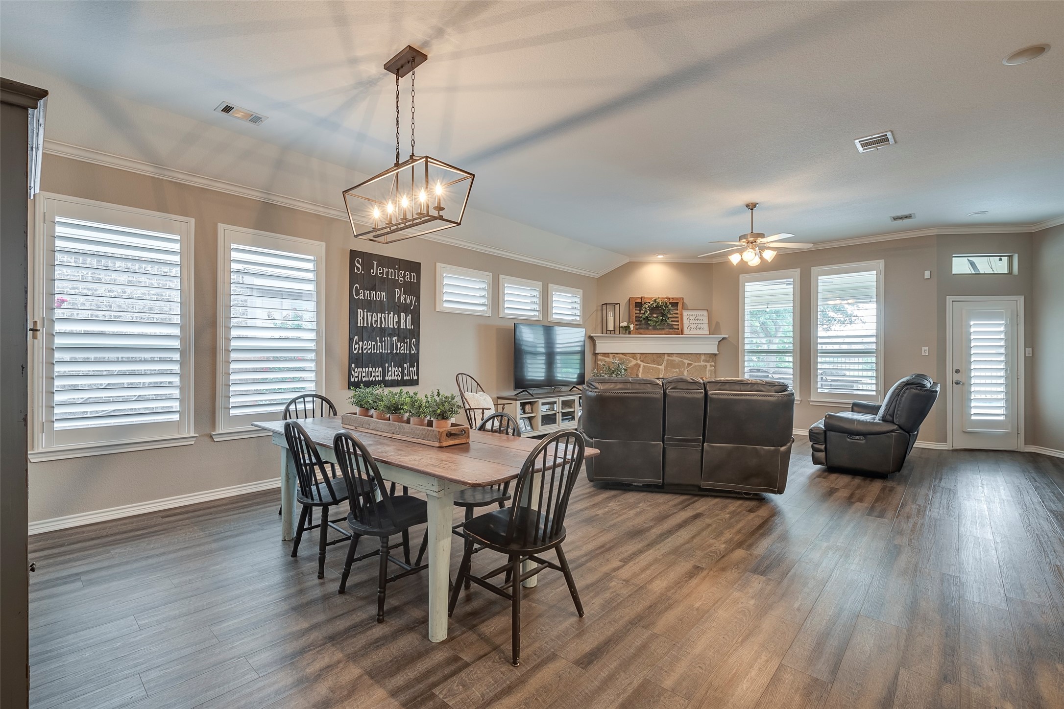 15005 Seventeen Lakes Boulevard