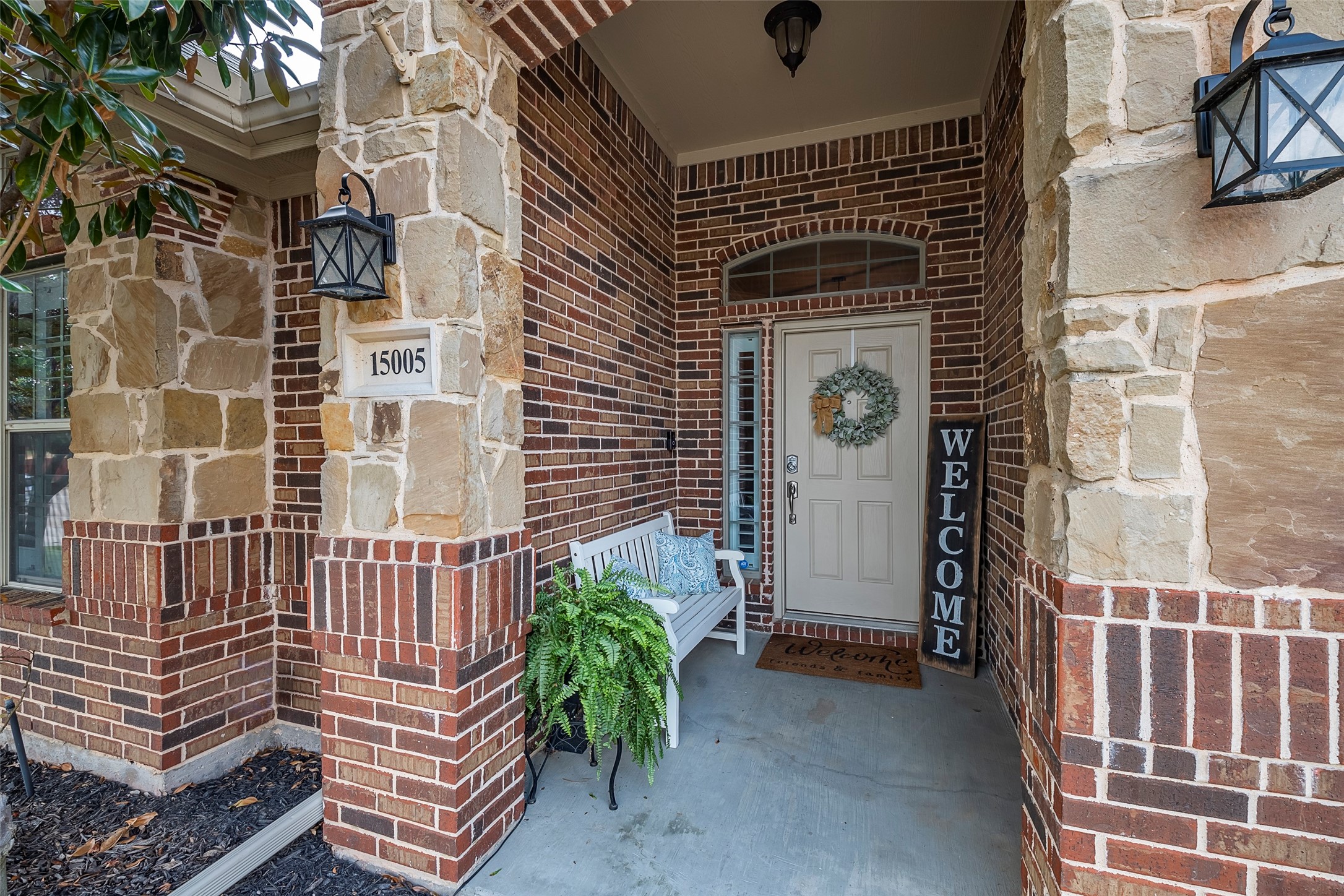 15005 Seventeen Lakes Boulevard