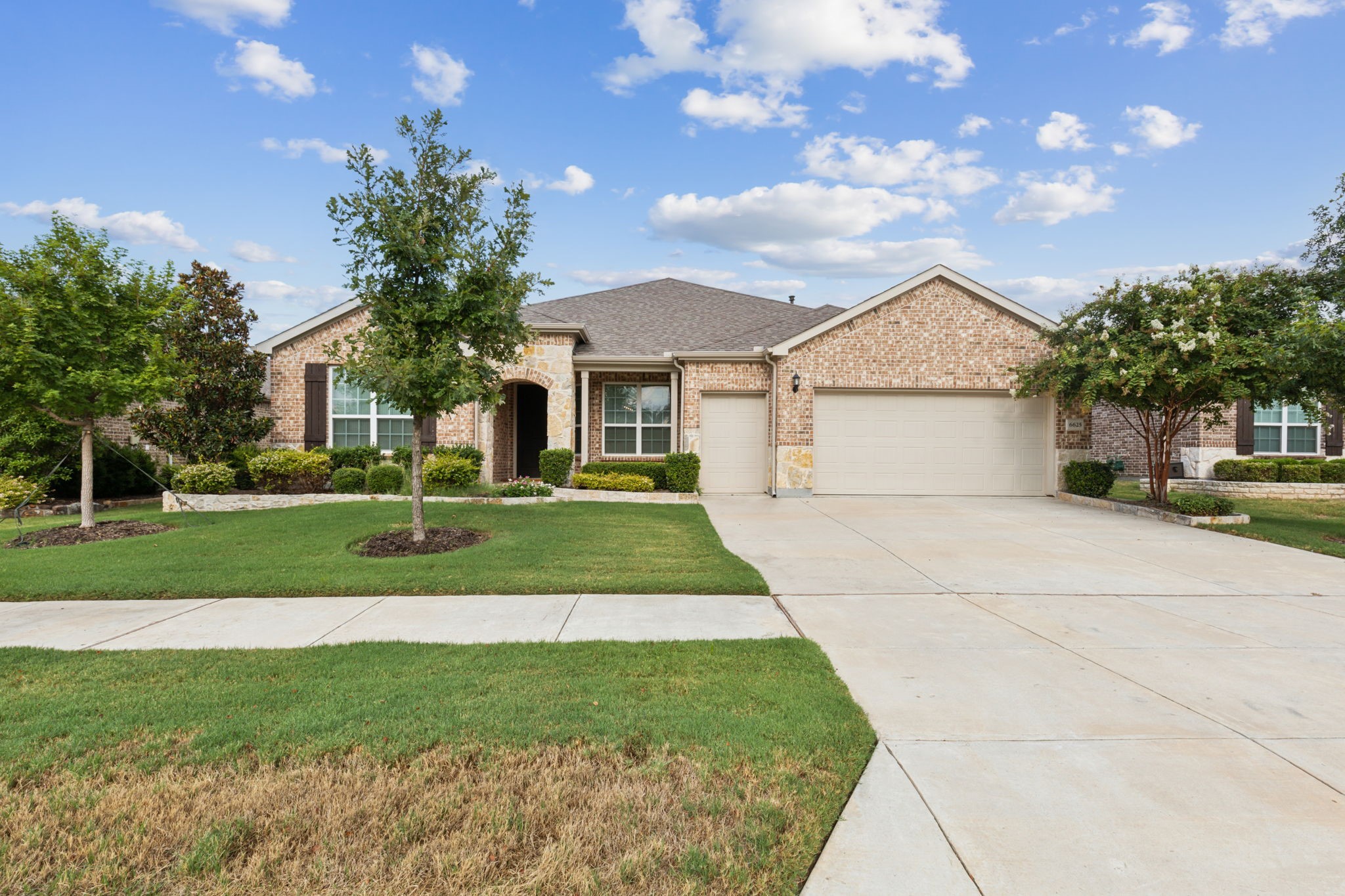 6625 Catalina Lane