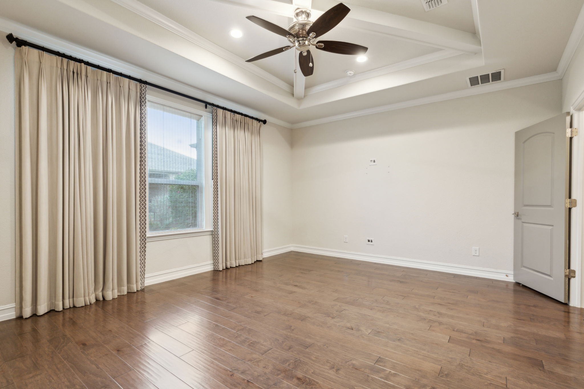 6625 Catalina Lane