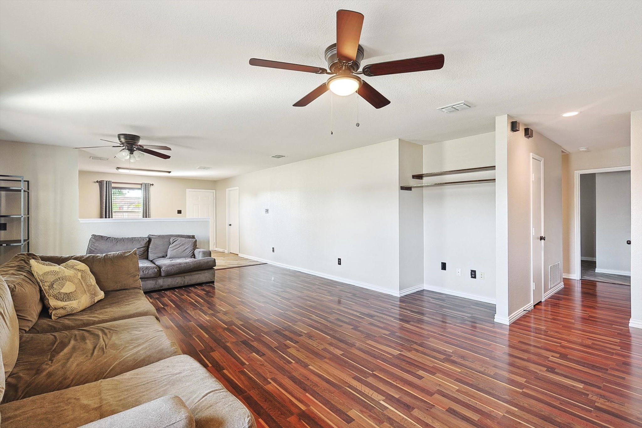 1176 Mustang Ridge Drive