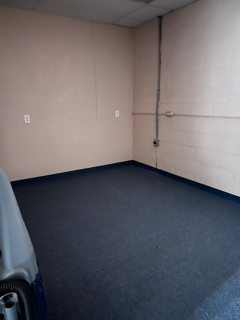 7810 N College Circle