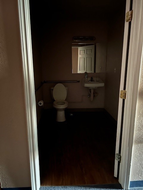 7810 N College Circle