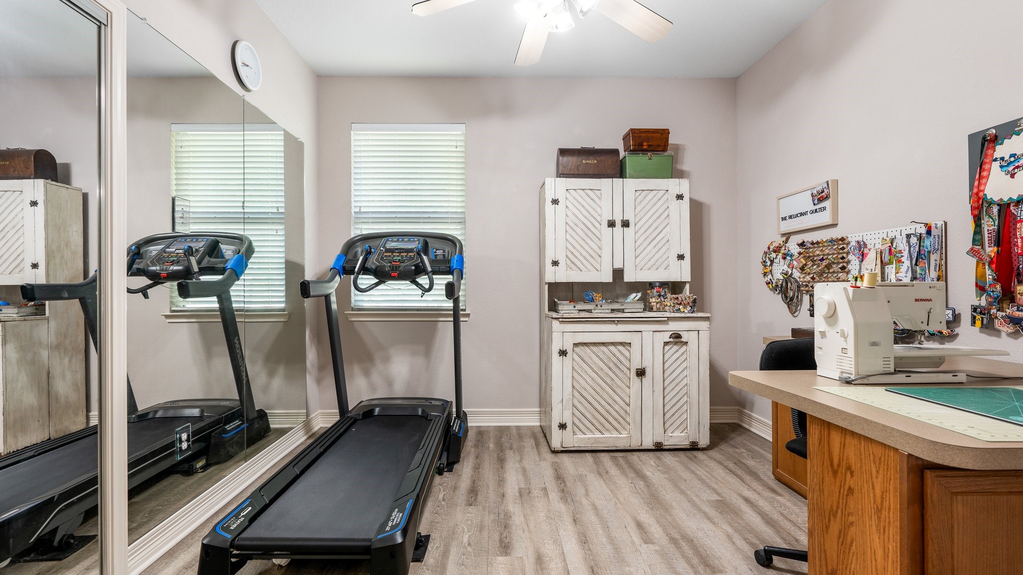 115 W Vista Trail
