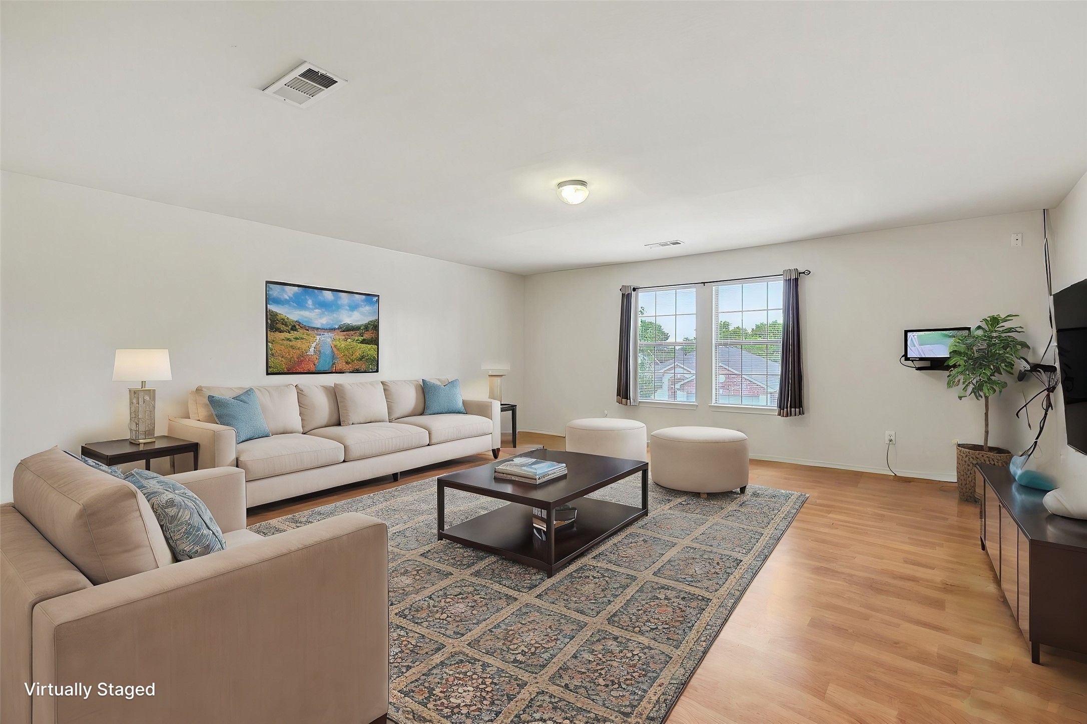 13232 Poppy Hill Lane