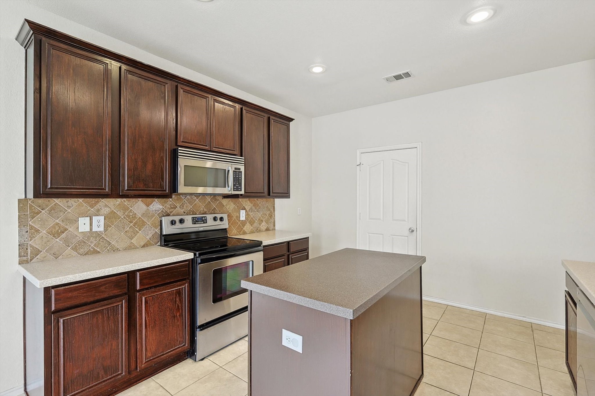 13232 Poppy Hill Lane