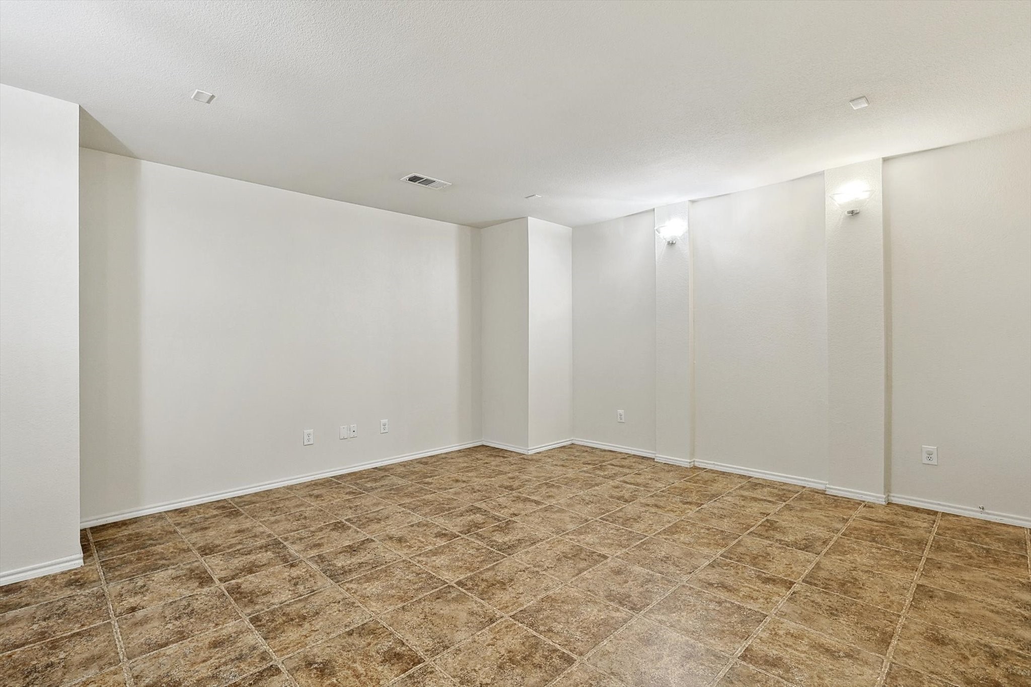 13232 Poppy Hill Lane