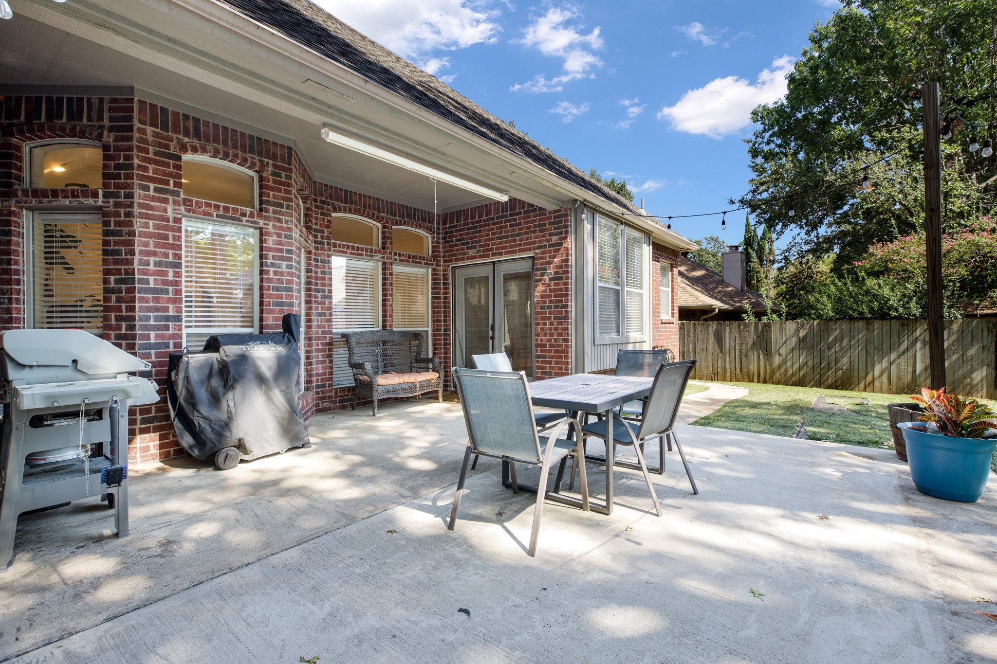 2113 N Aspenwood Drive