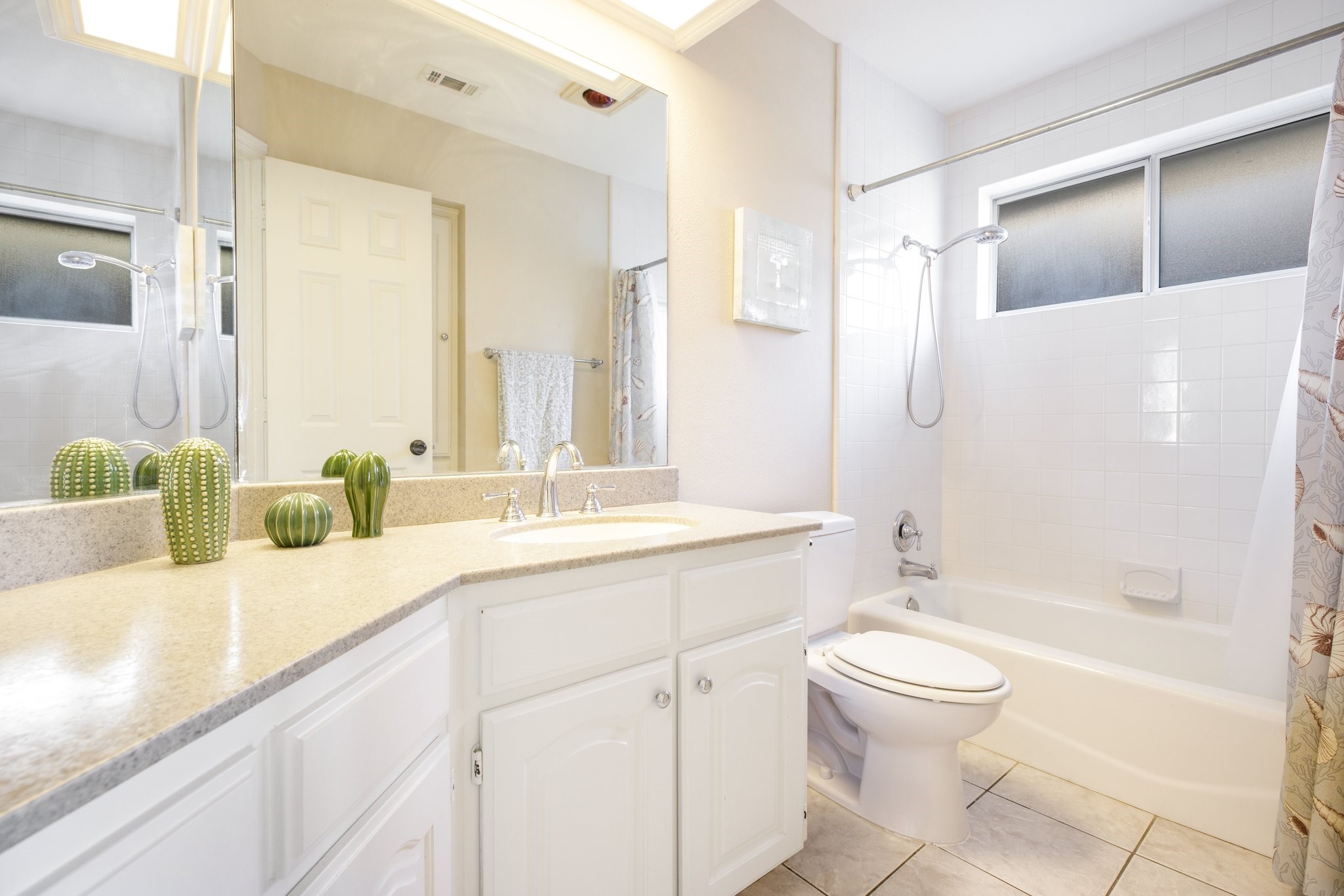 2113 N Aspenwood Drive