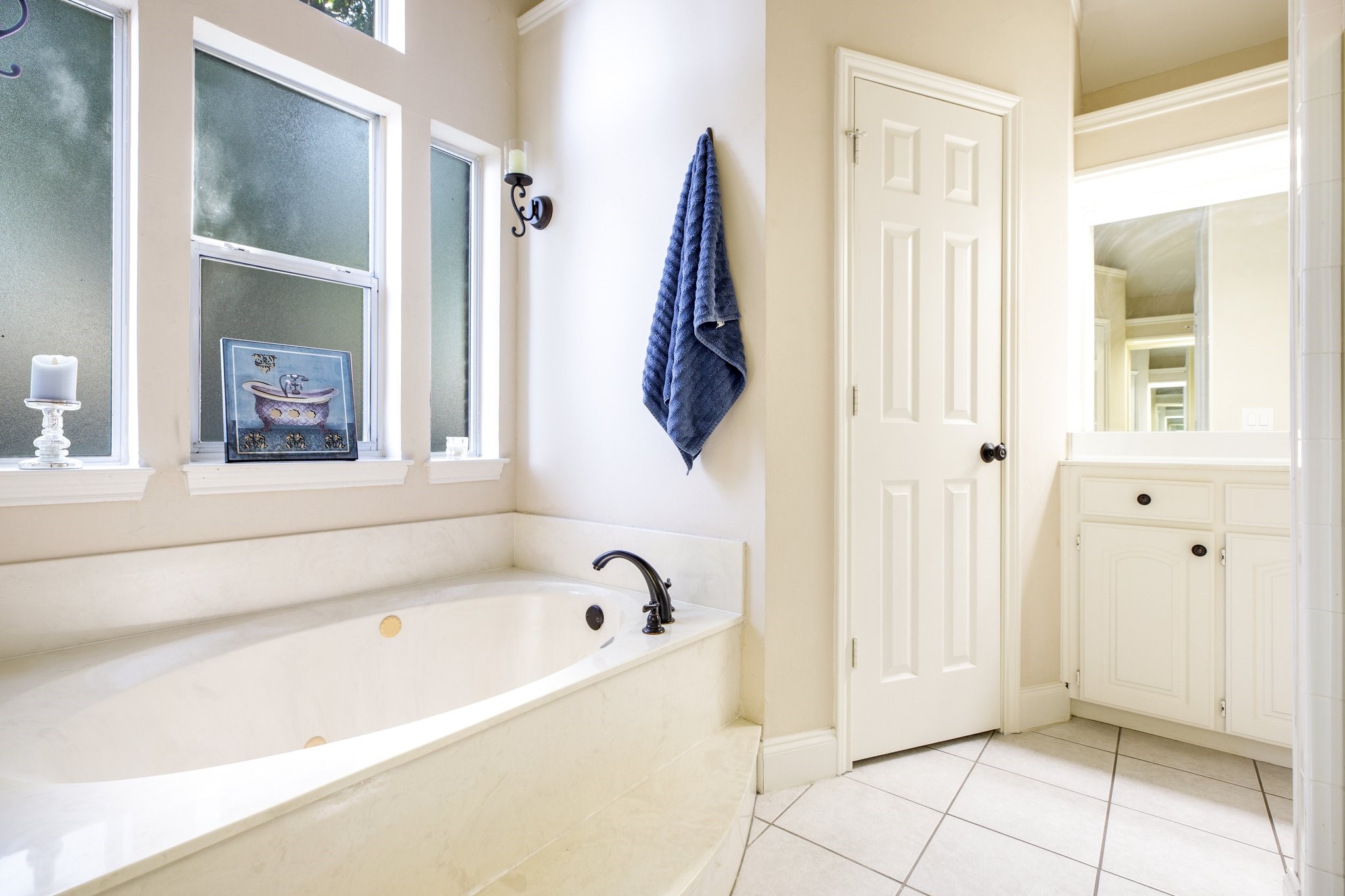 2113 N Aspenwood Drive