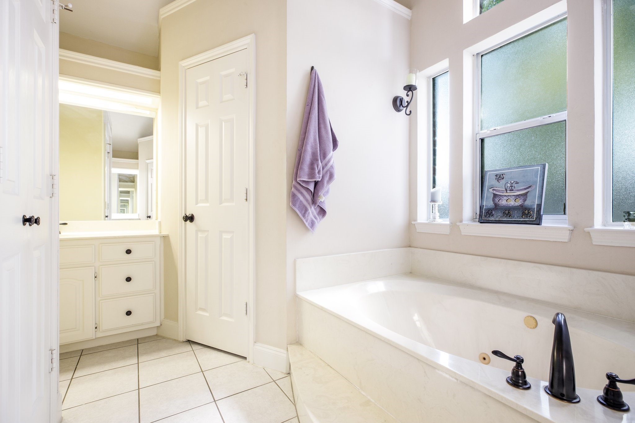 2113 N Aspenwood Drive