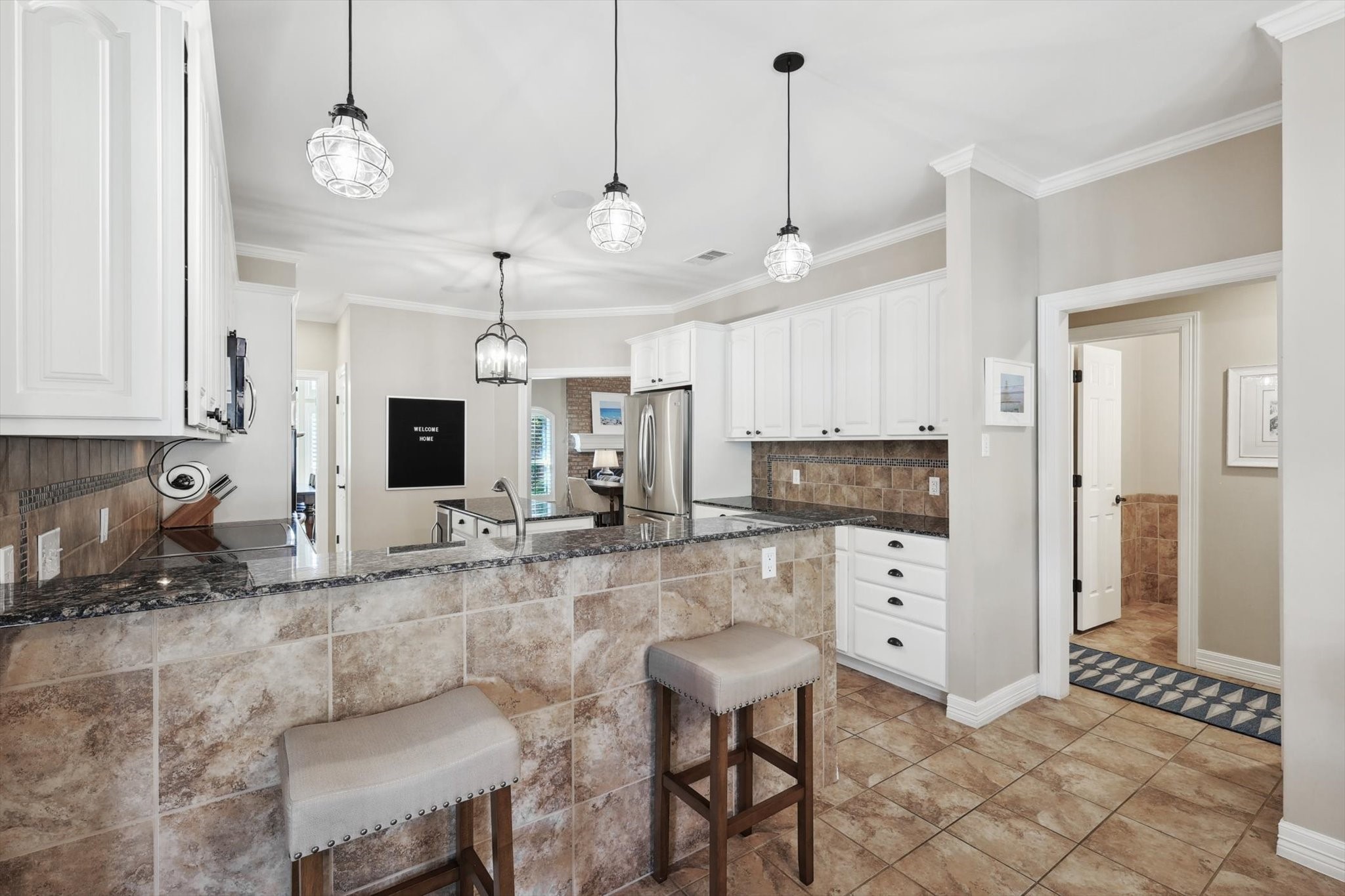 4100 Beacon Hill Court