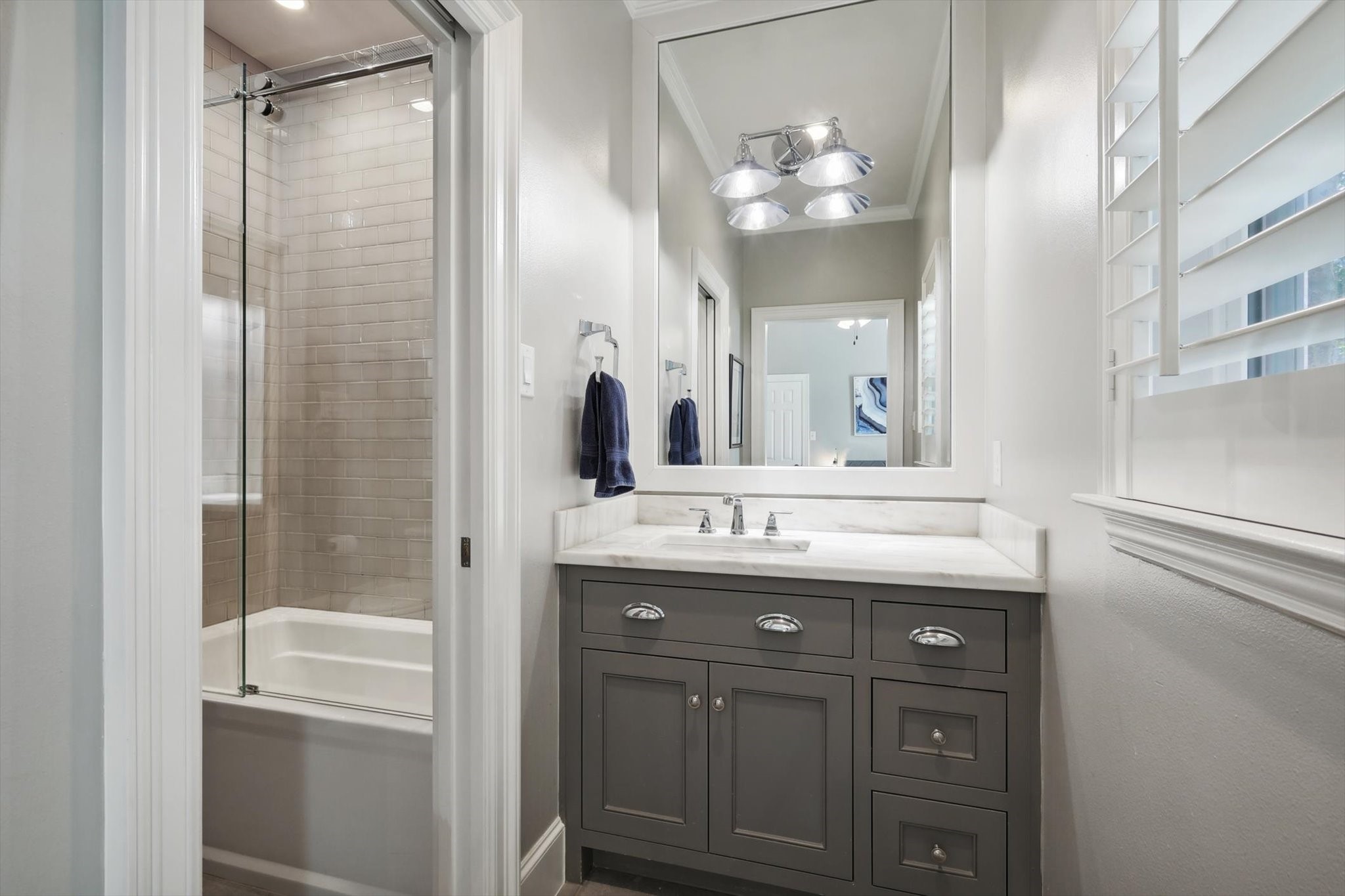 4100 Beacon Hill Court