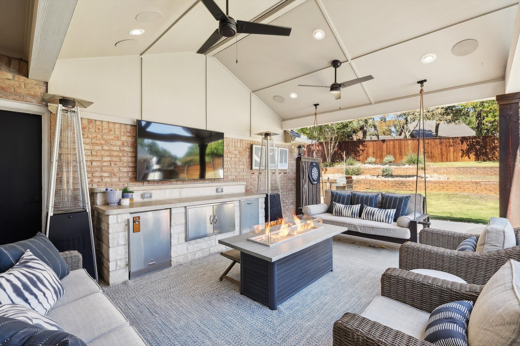 4100 Beacon Hill Court