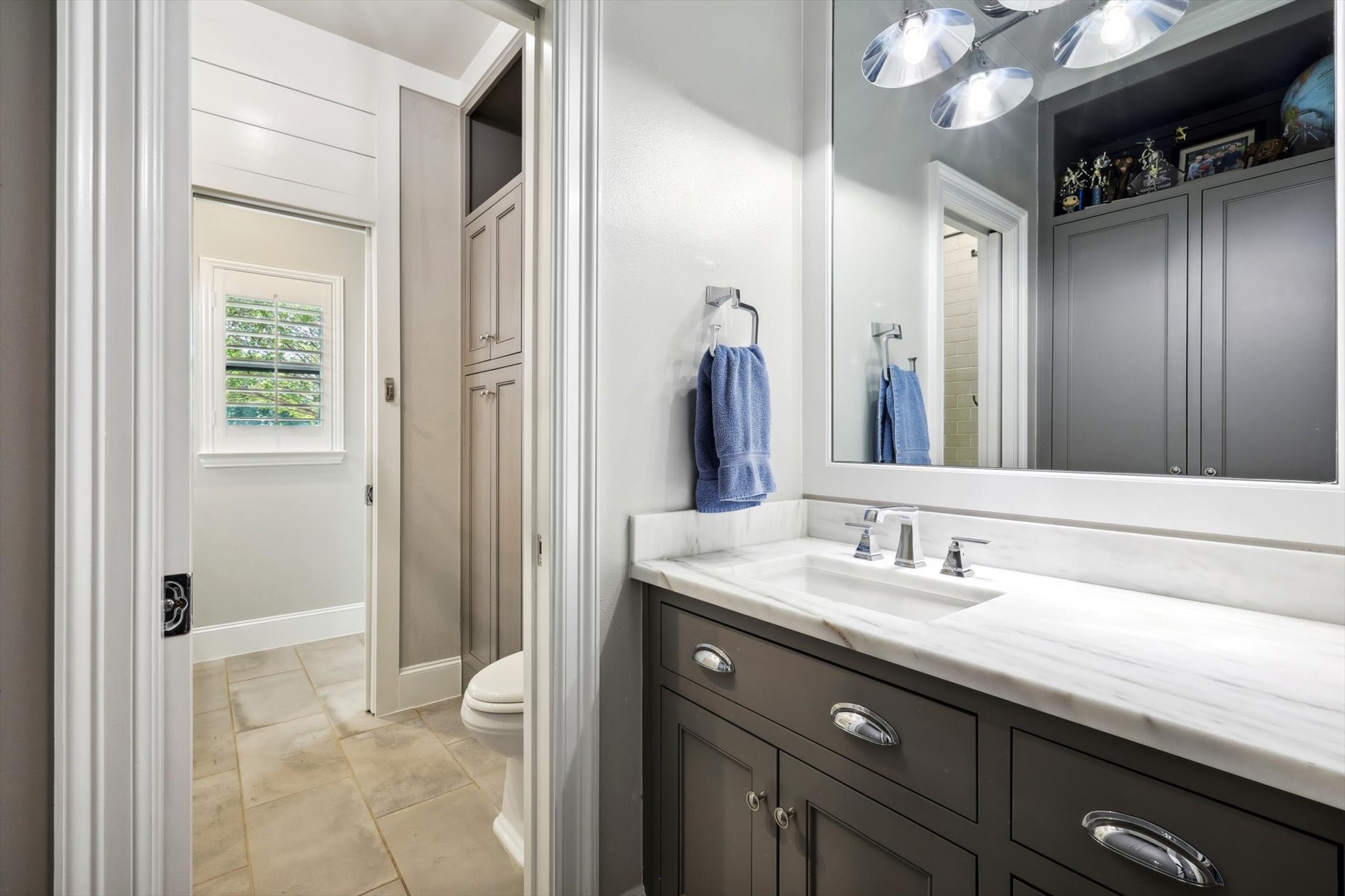 4100 Beacon Hill Court