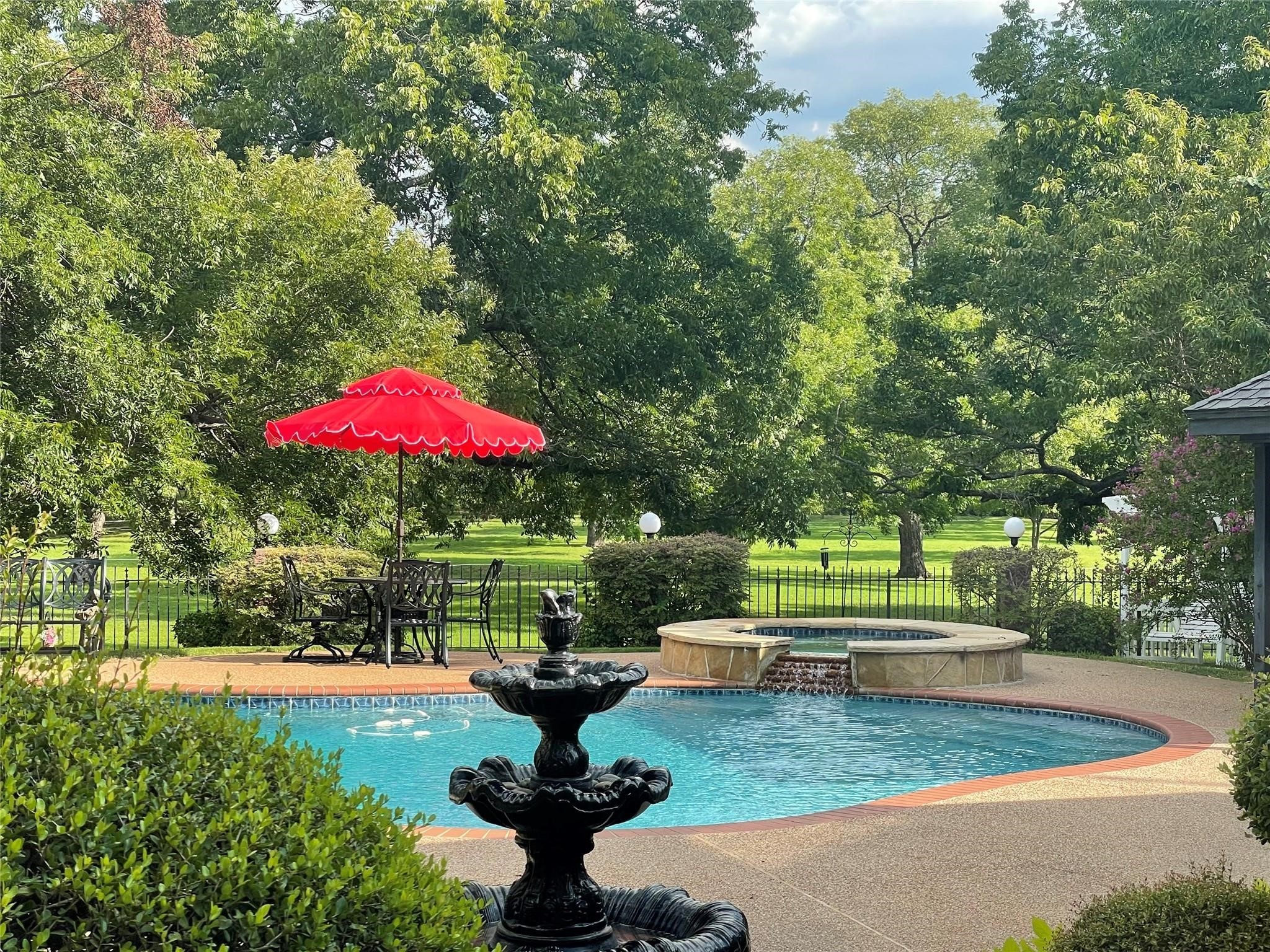 4707 Melrose Park Court