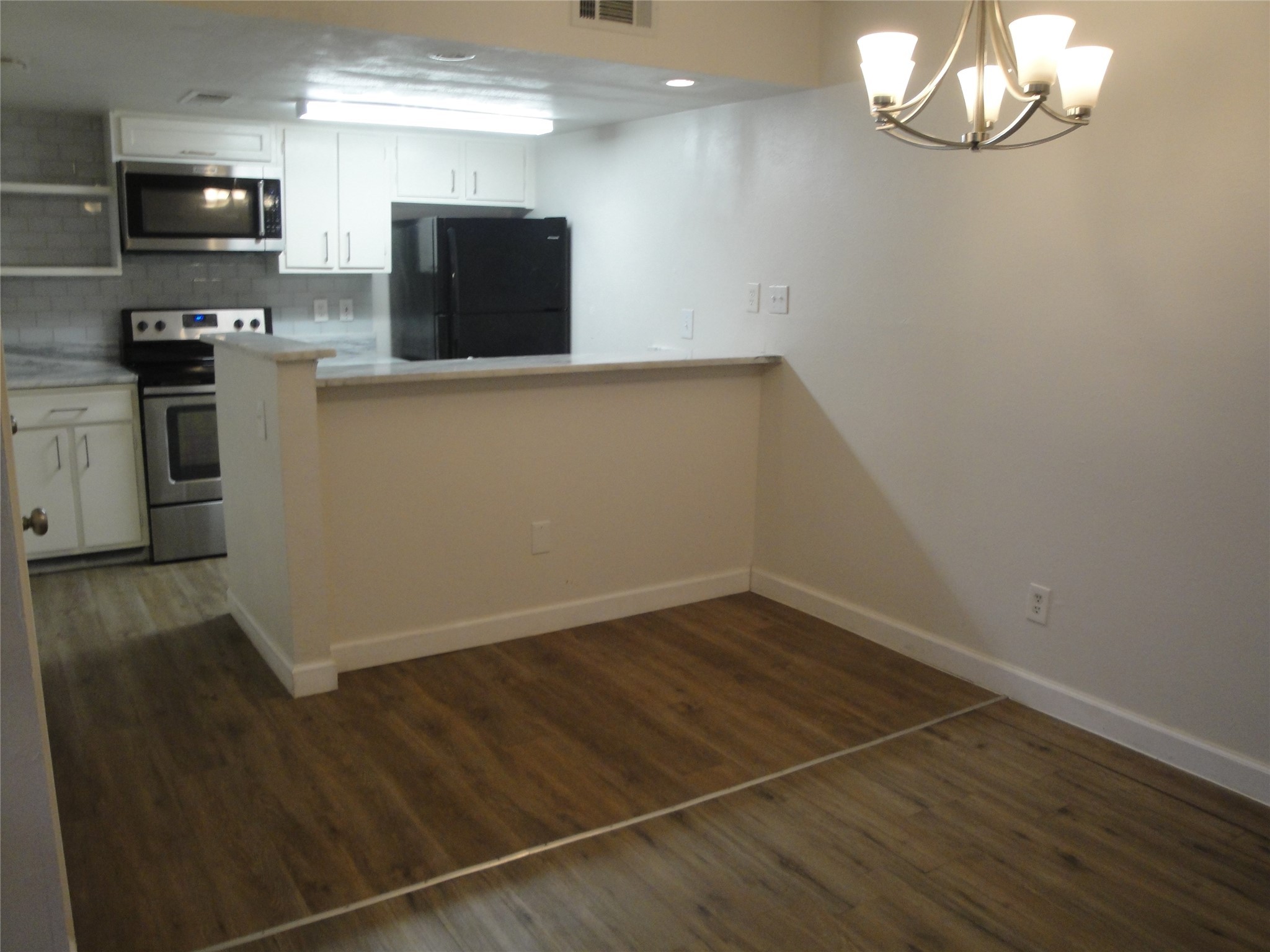 3045 Park Lane 1084
