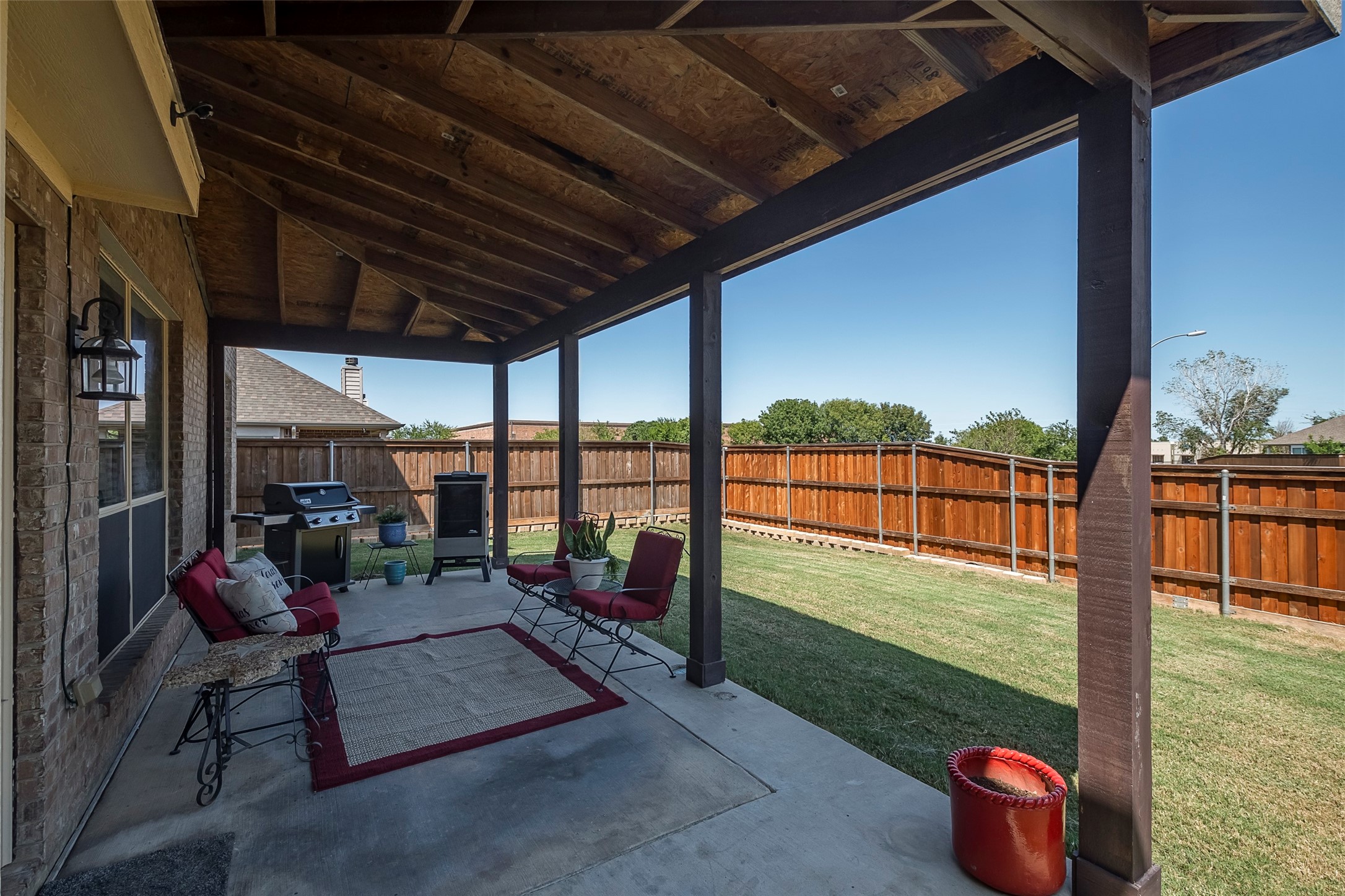 4545 Sheldon Trail