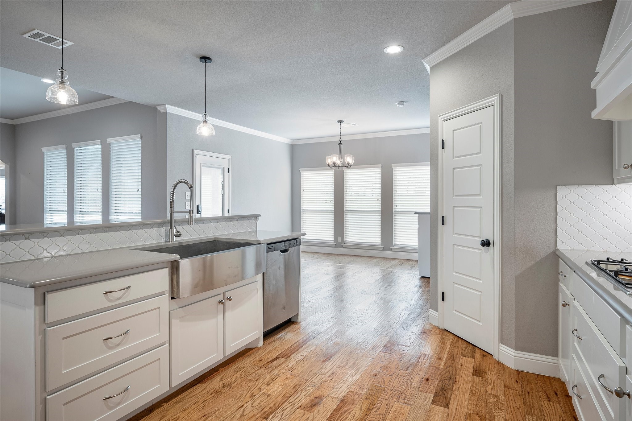 2908 Grassland Court