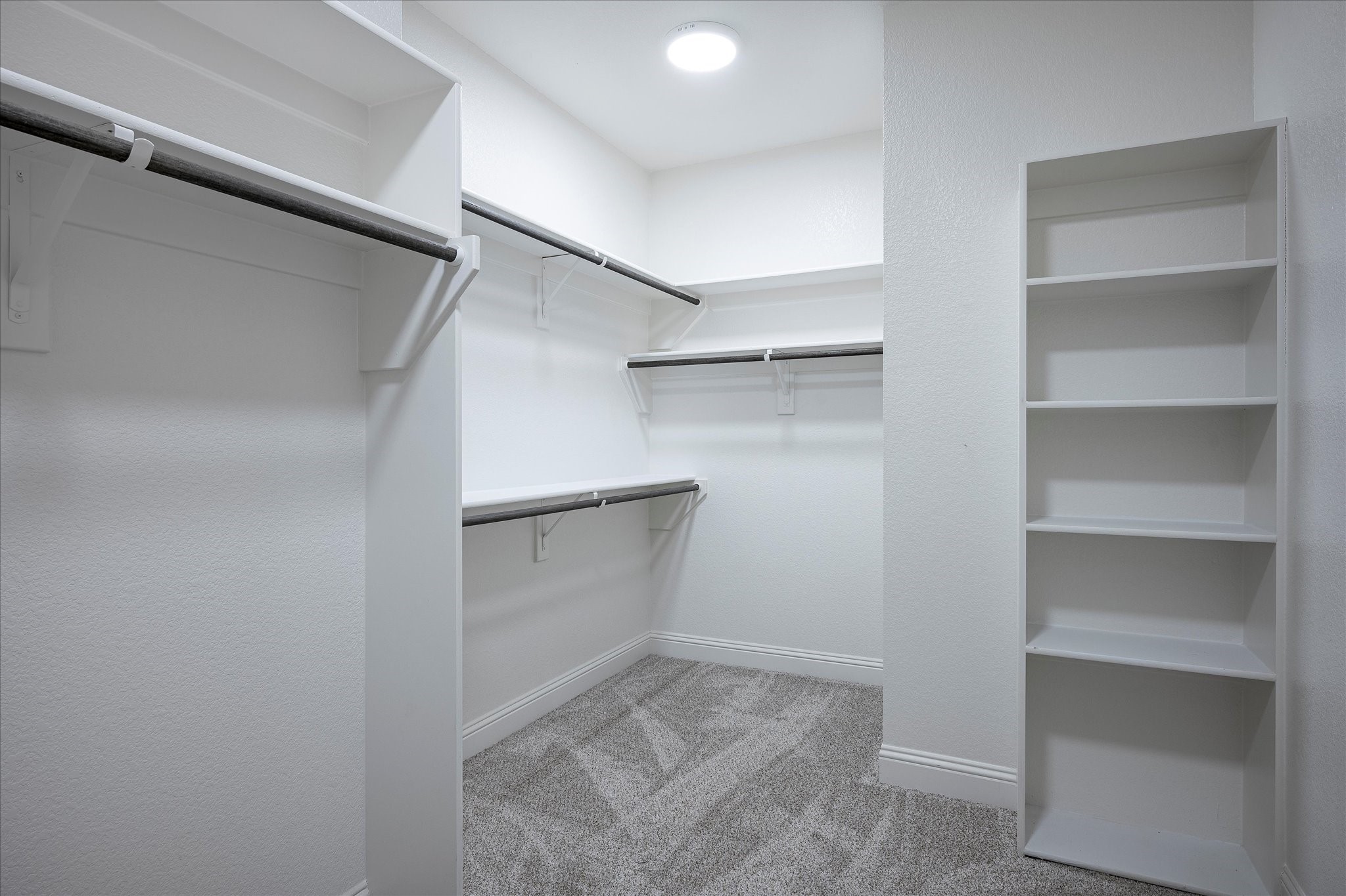 2908 Grassland Court