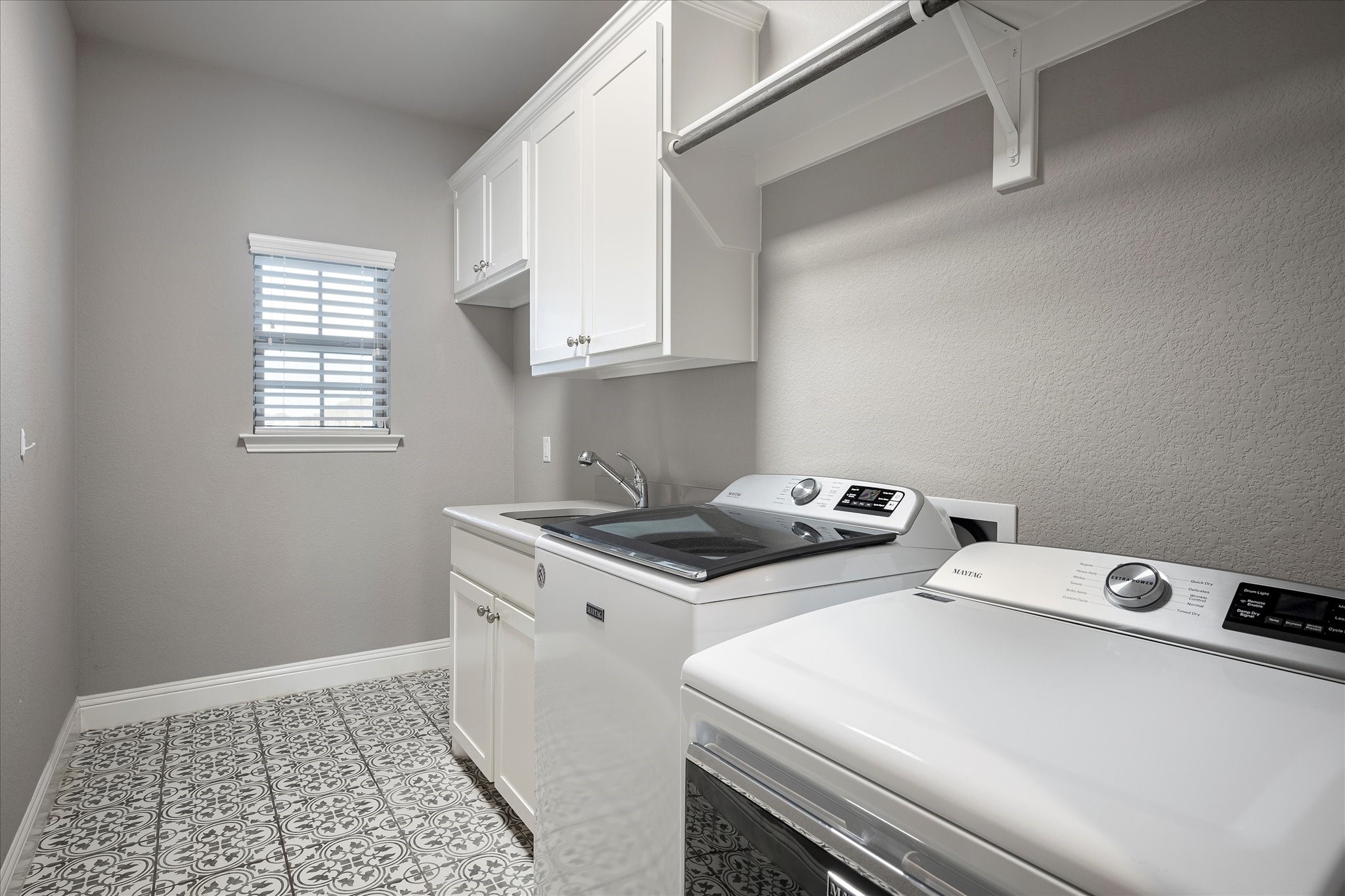 2908 Grassland Court