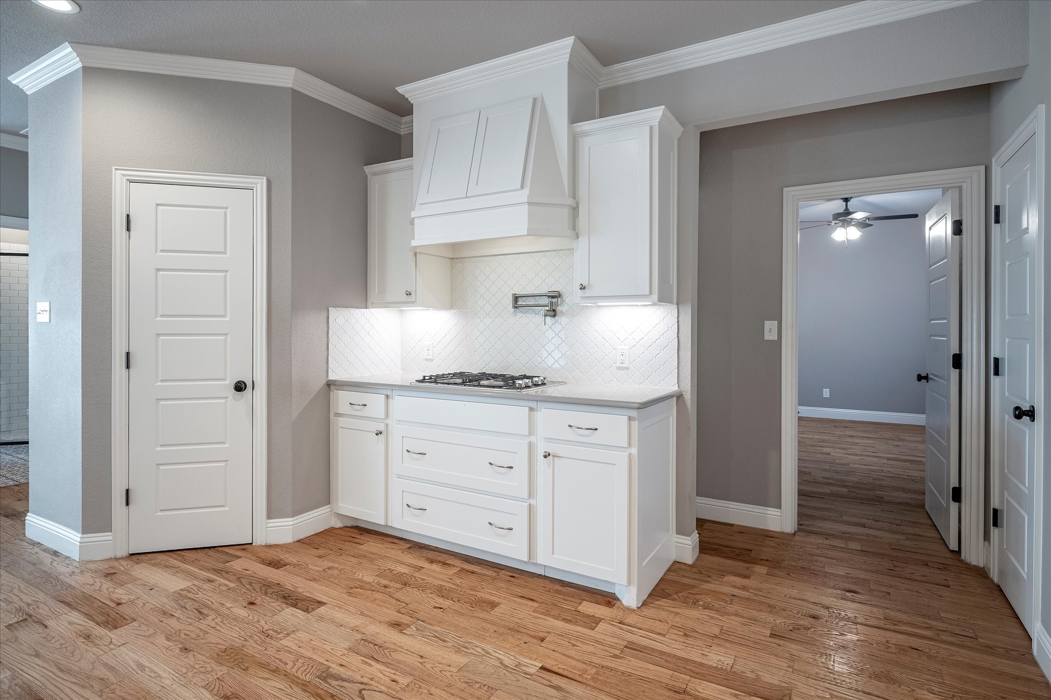 2908 Grassland Court