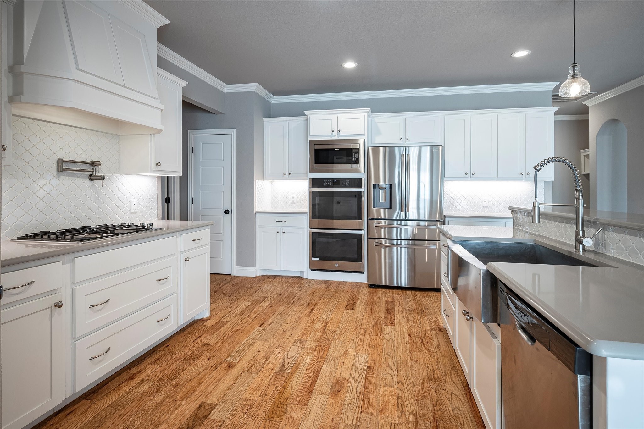 2908 Grassland Court