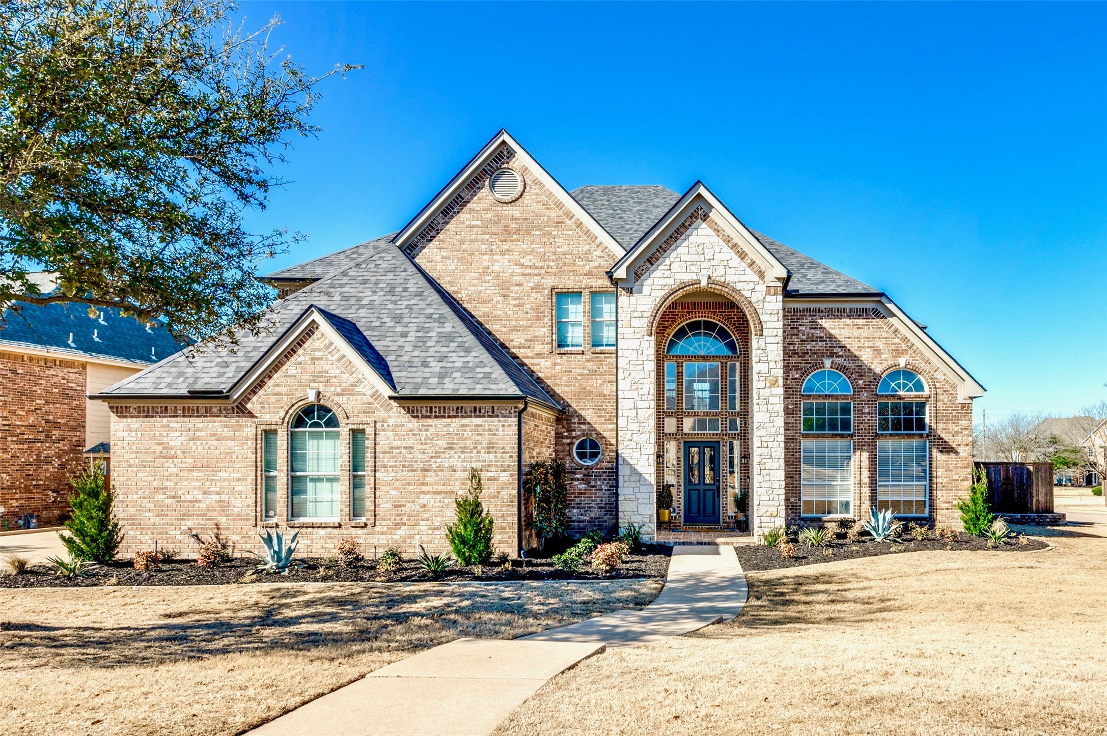 106 Clear Brook Court