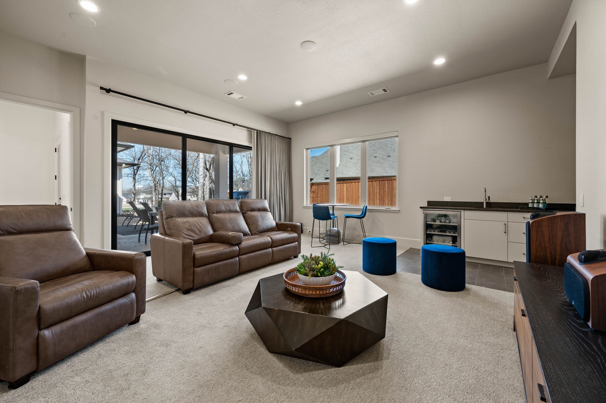 712 Sawyer Drive