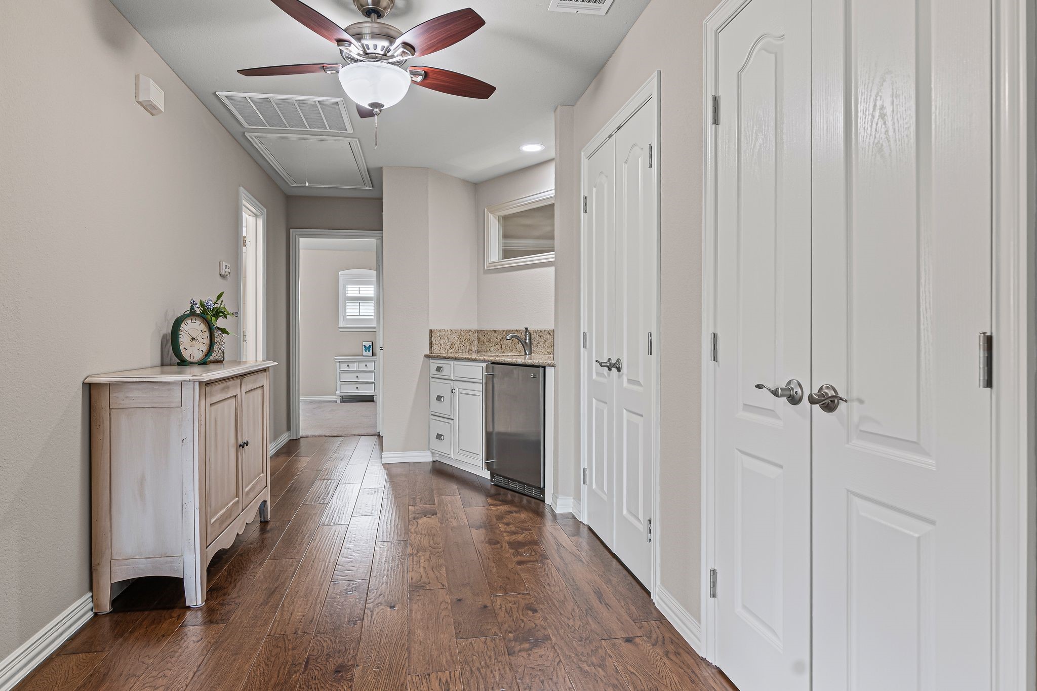 207 Fountainview Drive