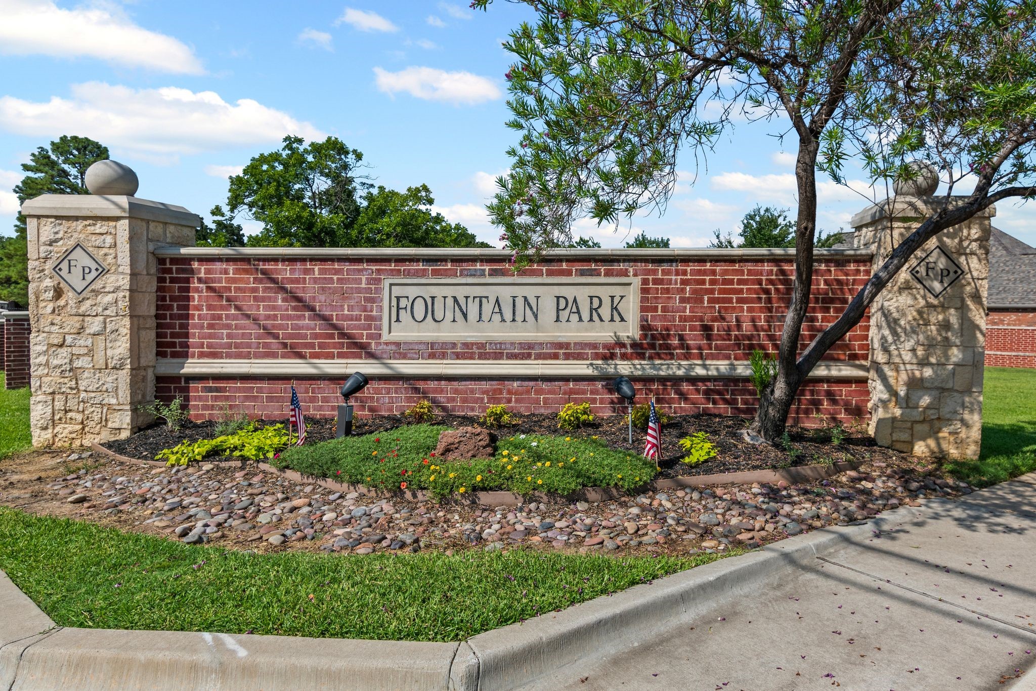 207 Fountainview Drive