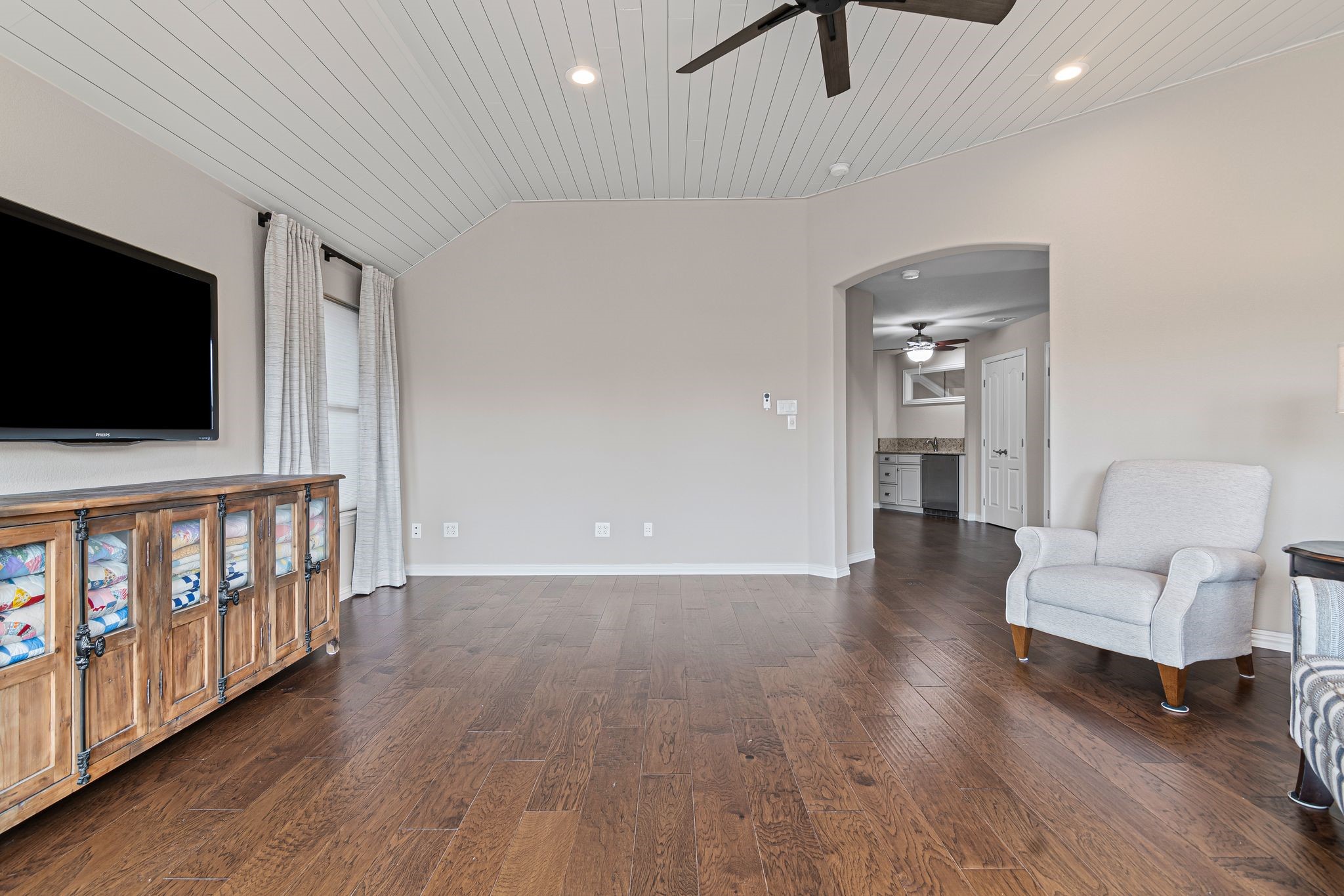 207 Fountainview Drive