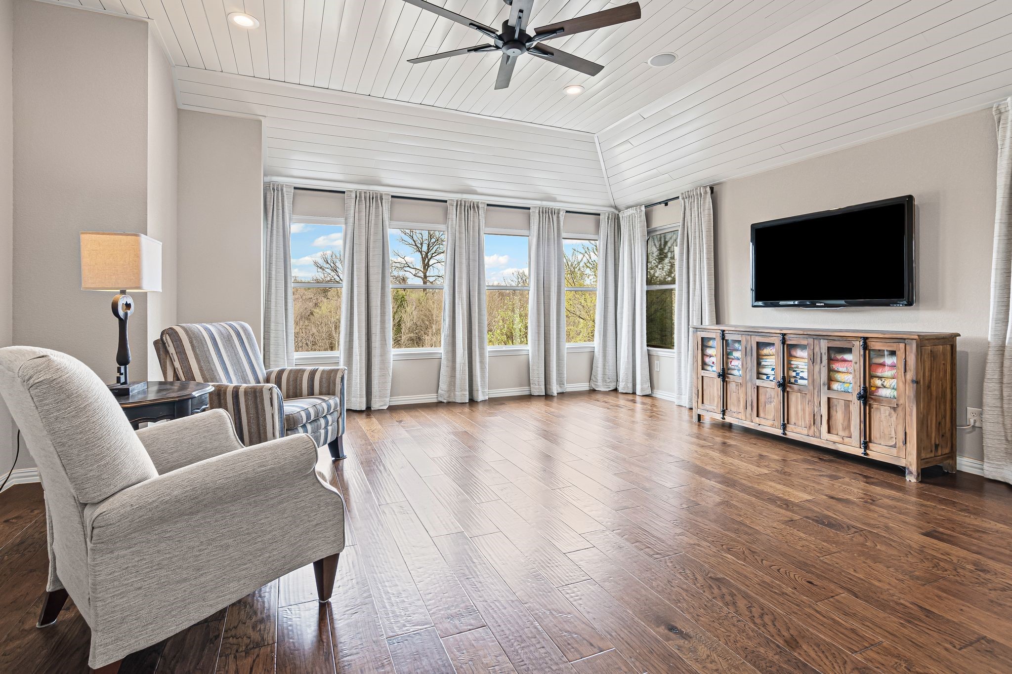 207 Fountainview Drive