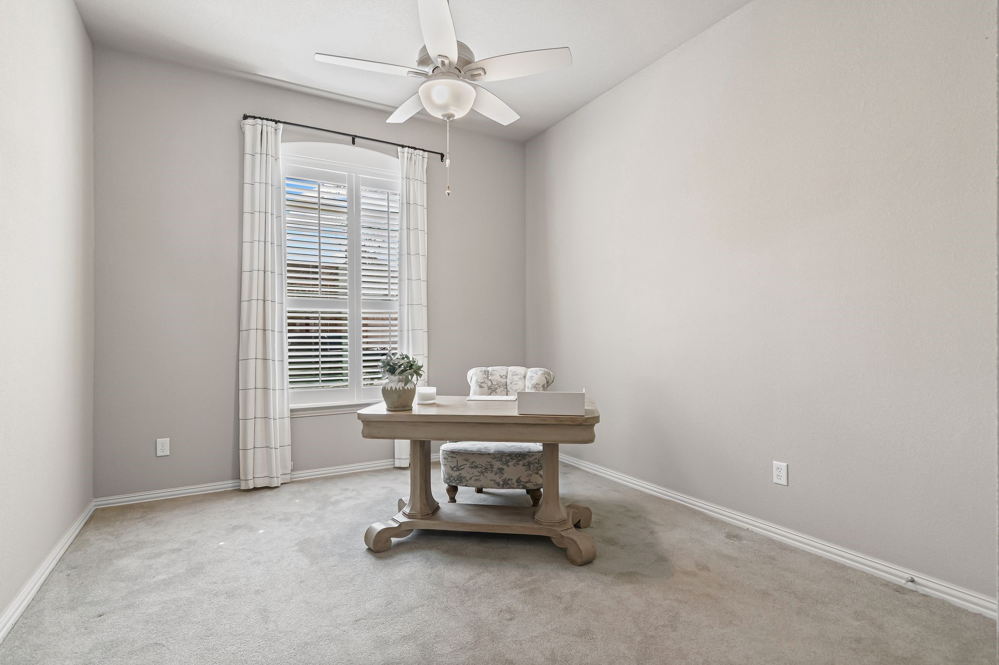 207 Fountainview Drive