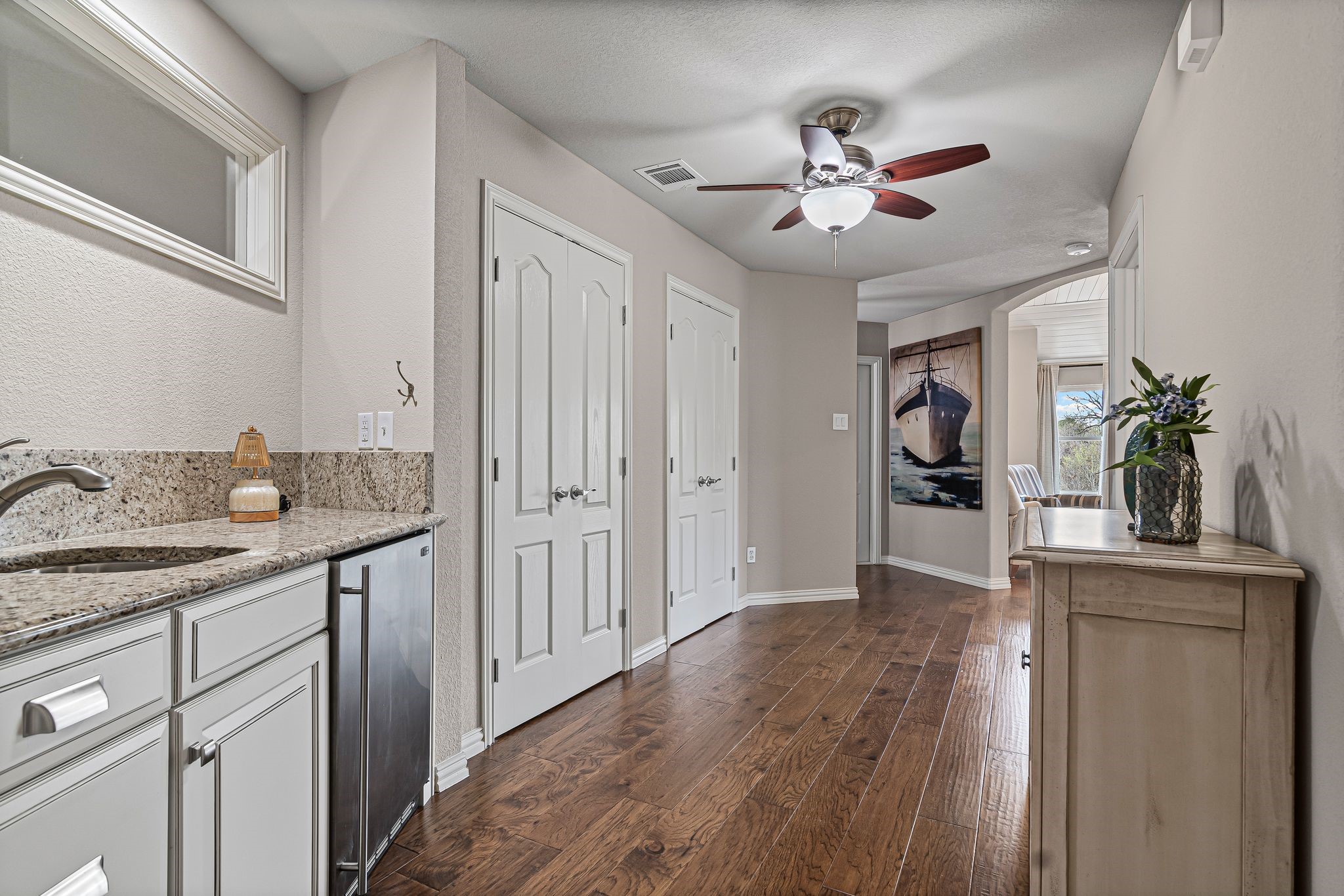 207 Fountainview Drive