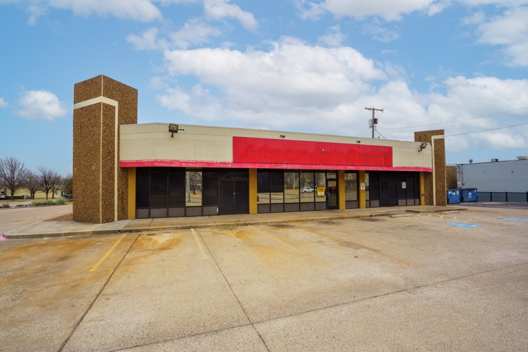 1890 K Avenue