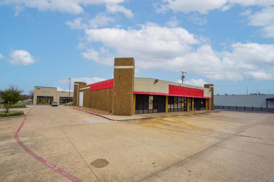 1890 K Avenue
