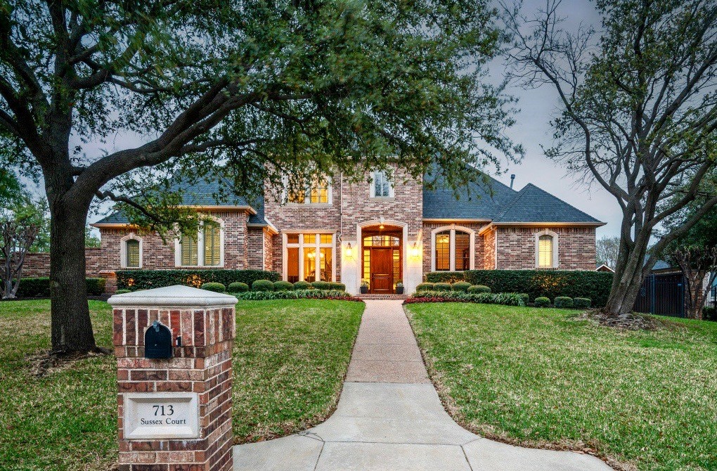 713 Sussex Court
