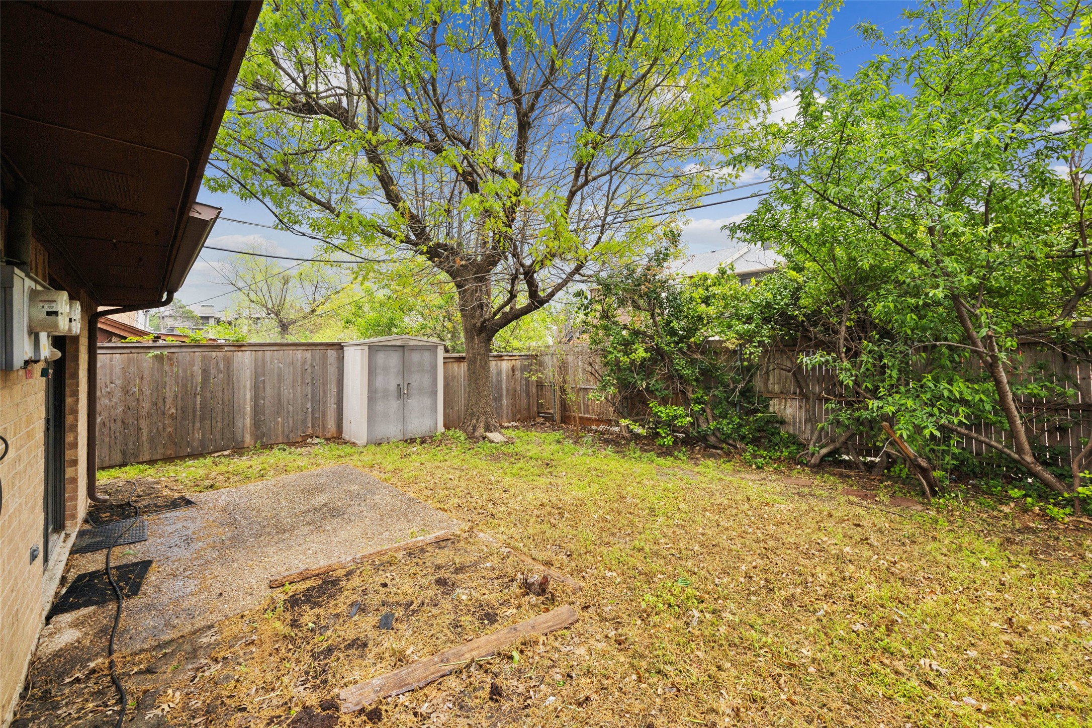 3632 Country Club Drive W