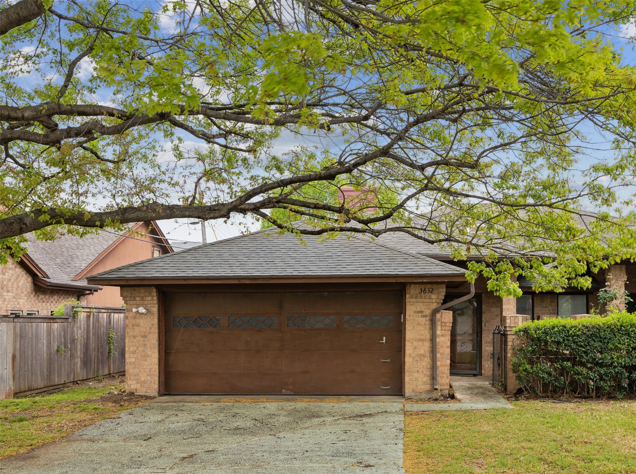 3632 Country Club Drive W